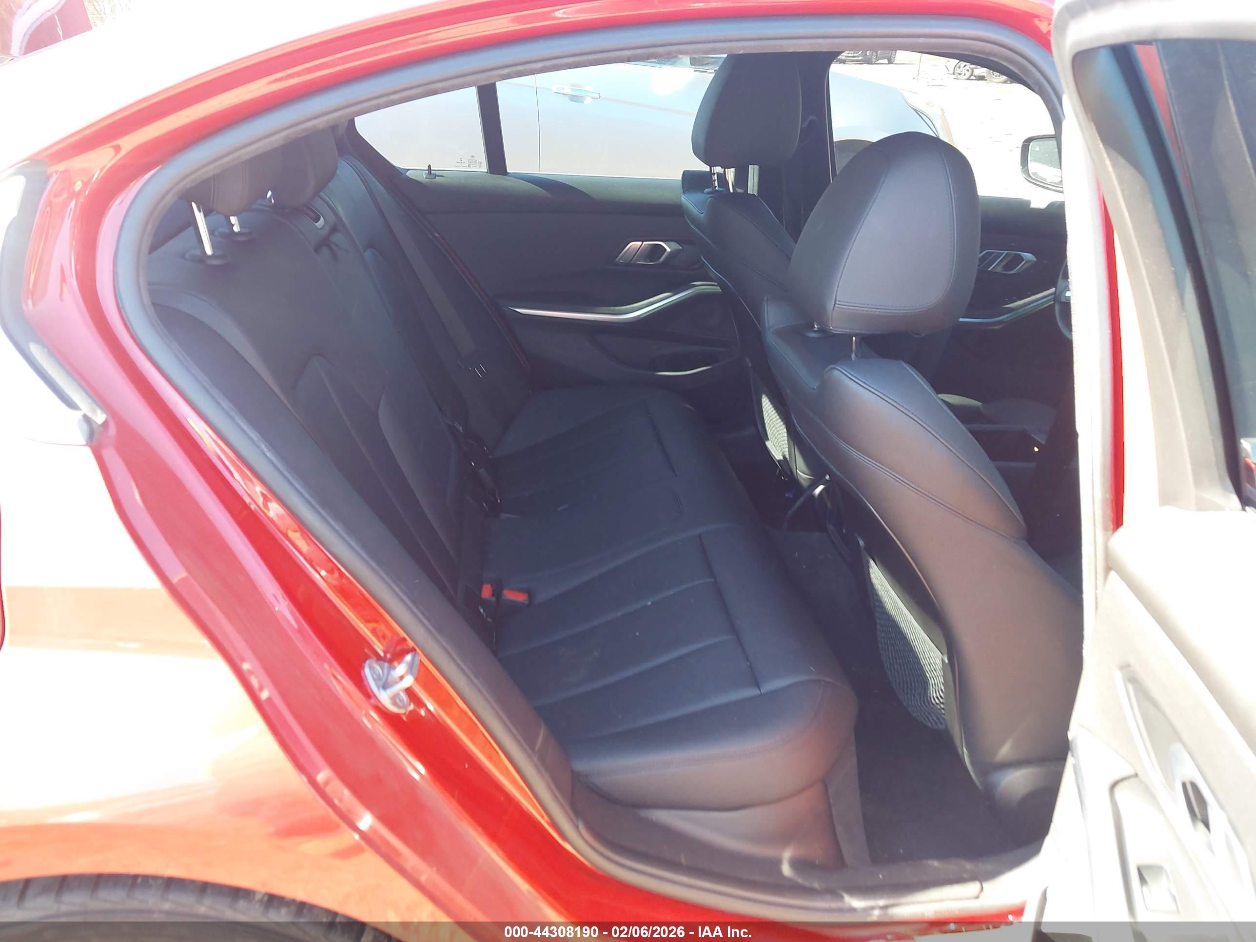 BMW 330I image 8