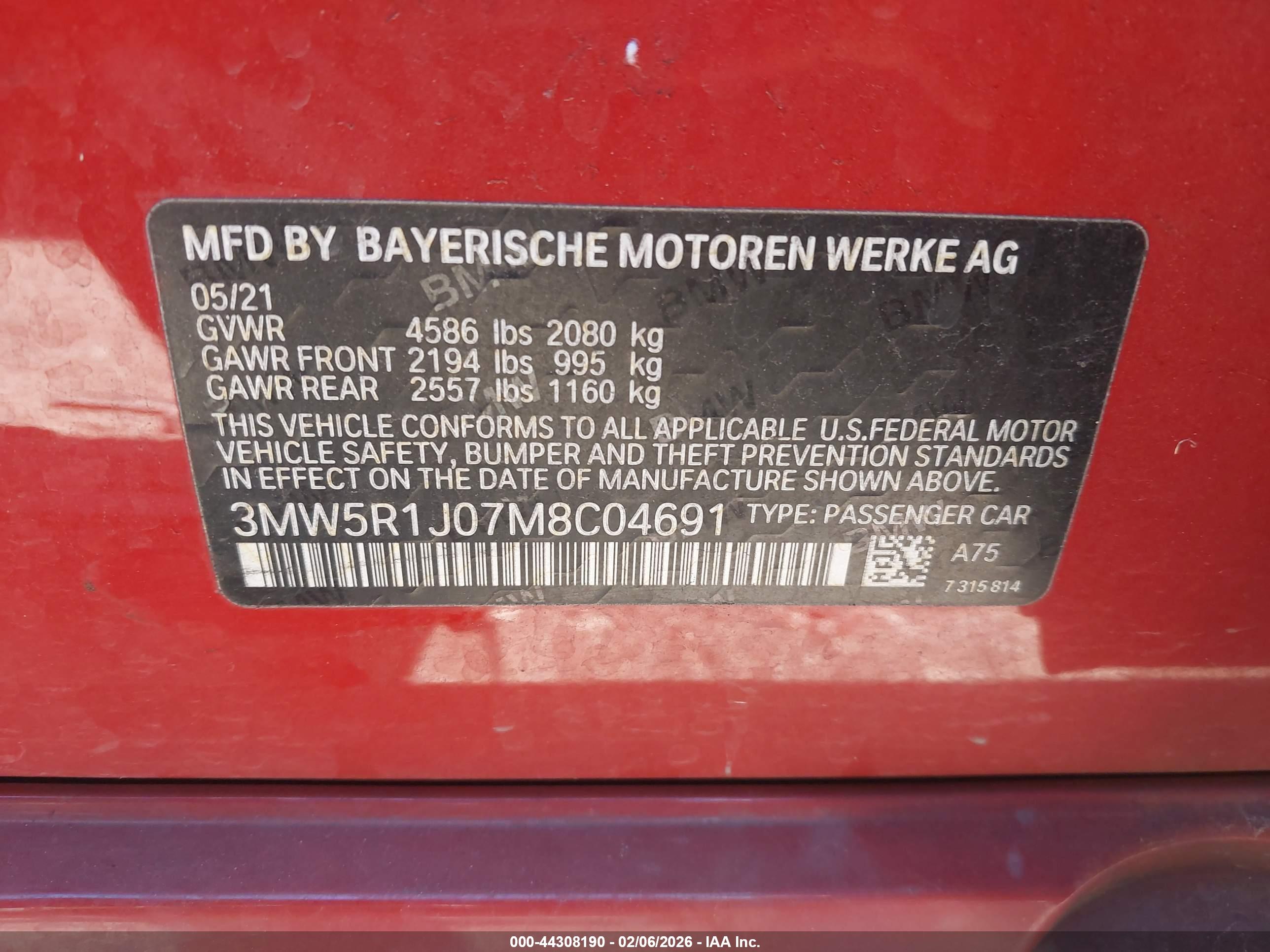 BMW 330I image 9