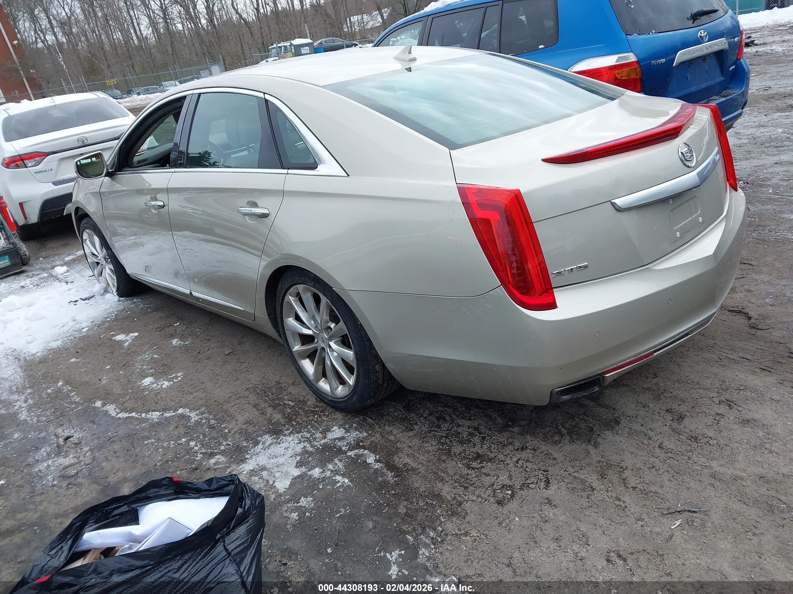 CADILLAC XTS image 3