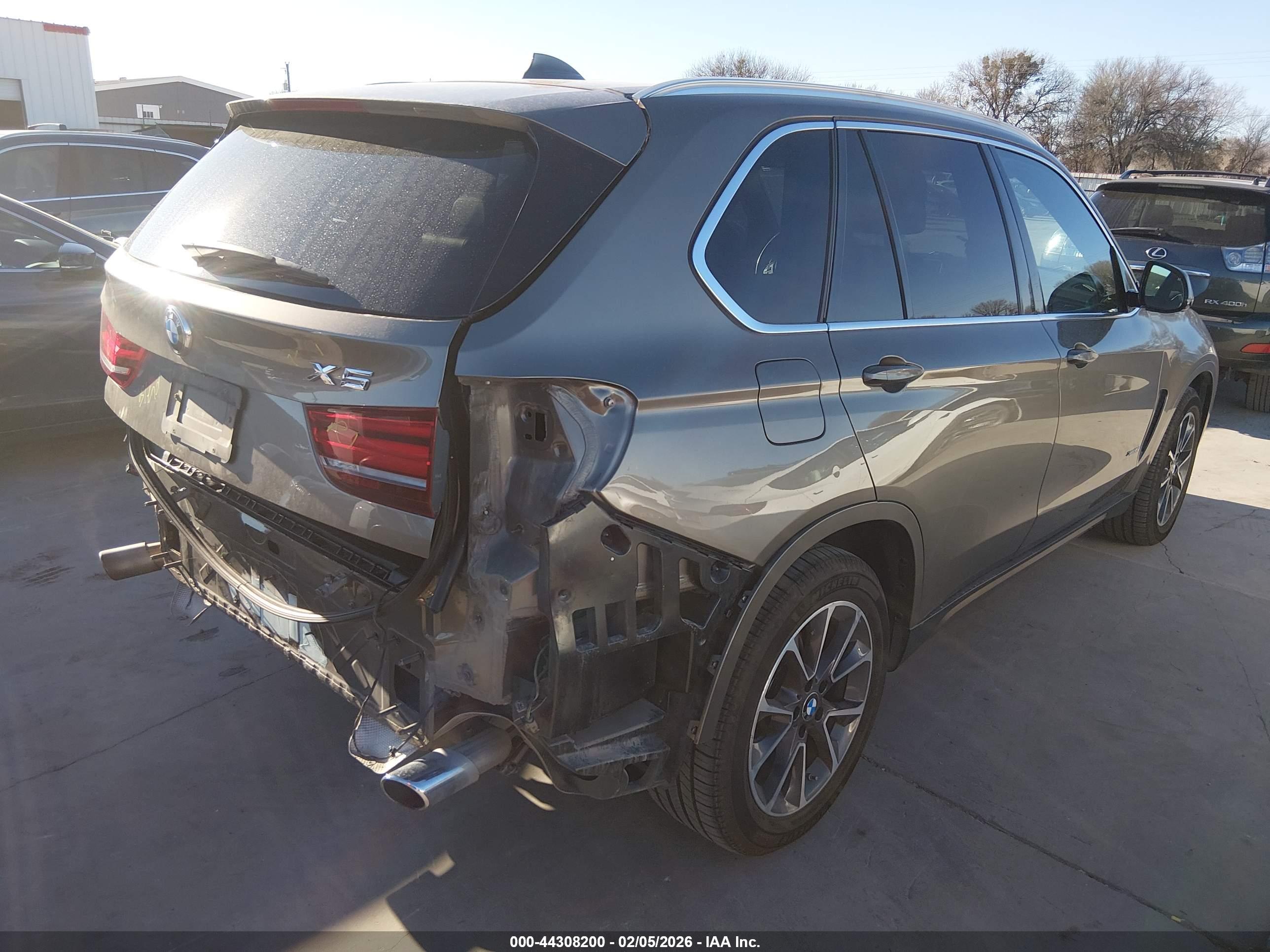 BMW X5 image 4