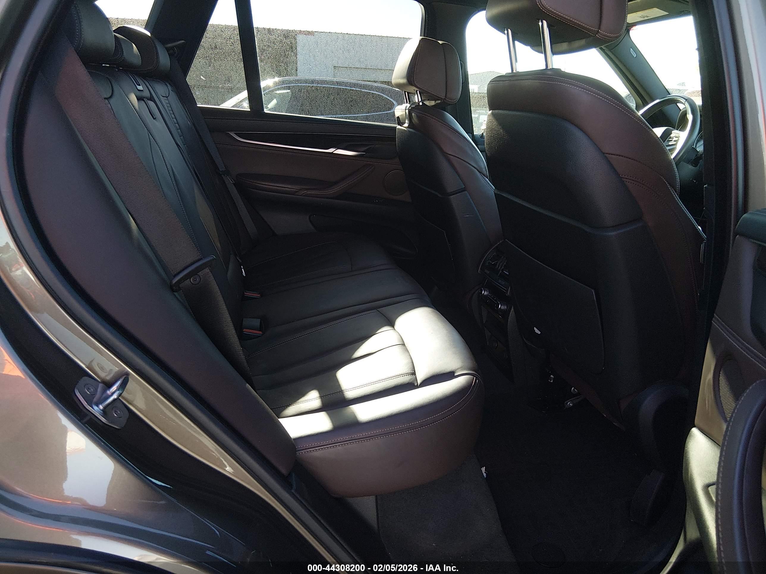 BMW X5 image 8