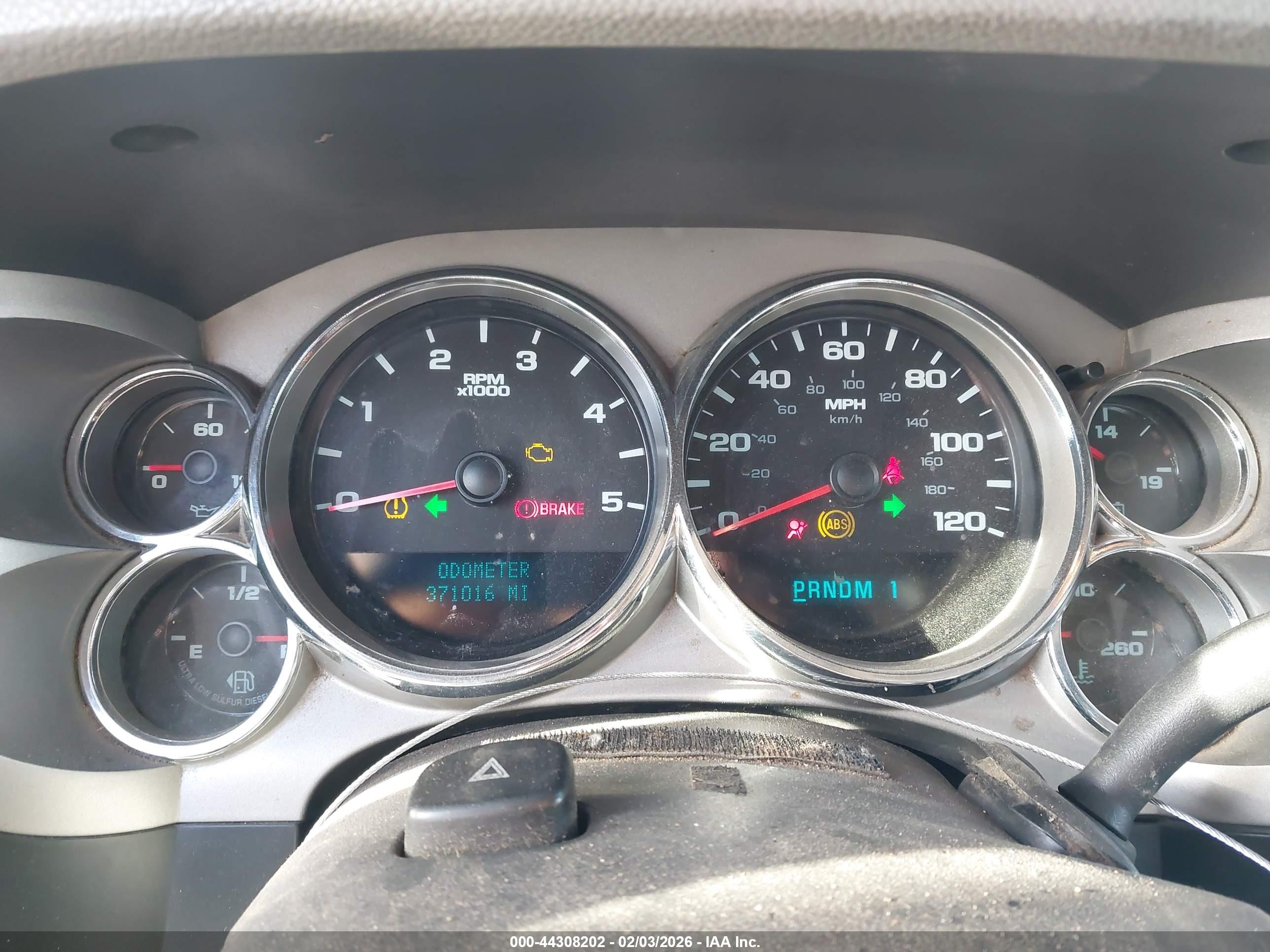 CHEVROLET SILVERADO image 7