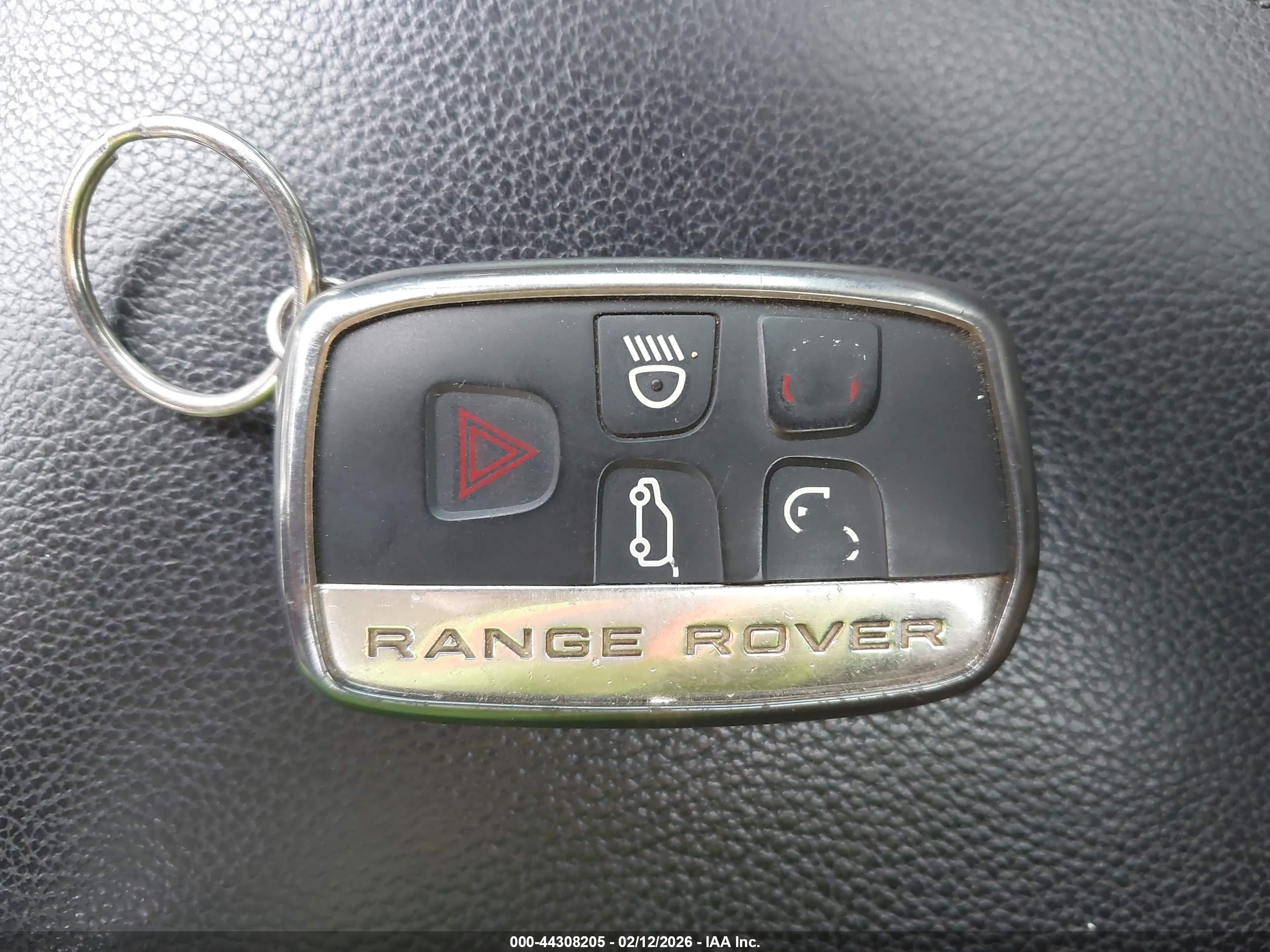 LAND ROVER image 11