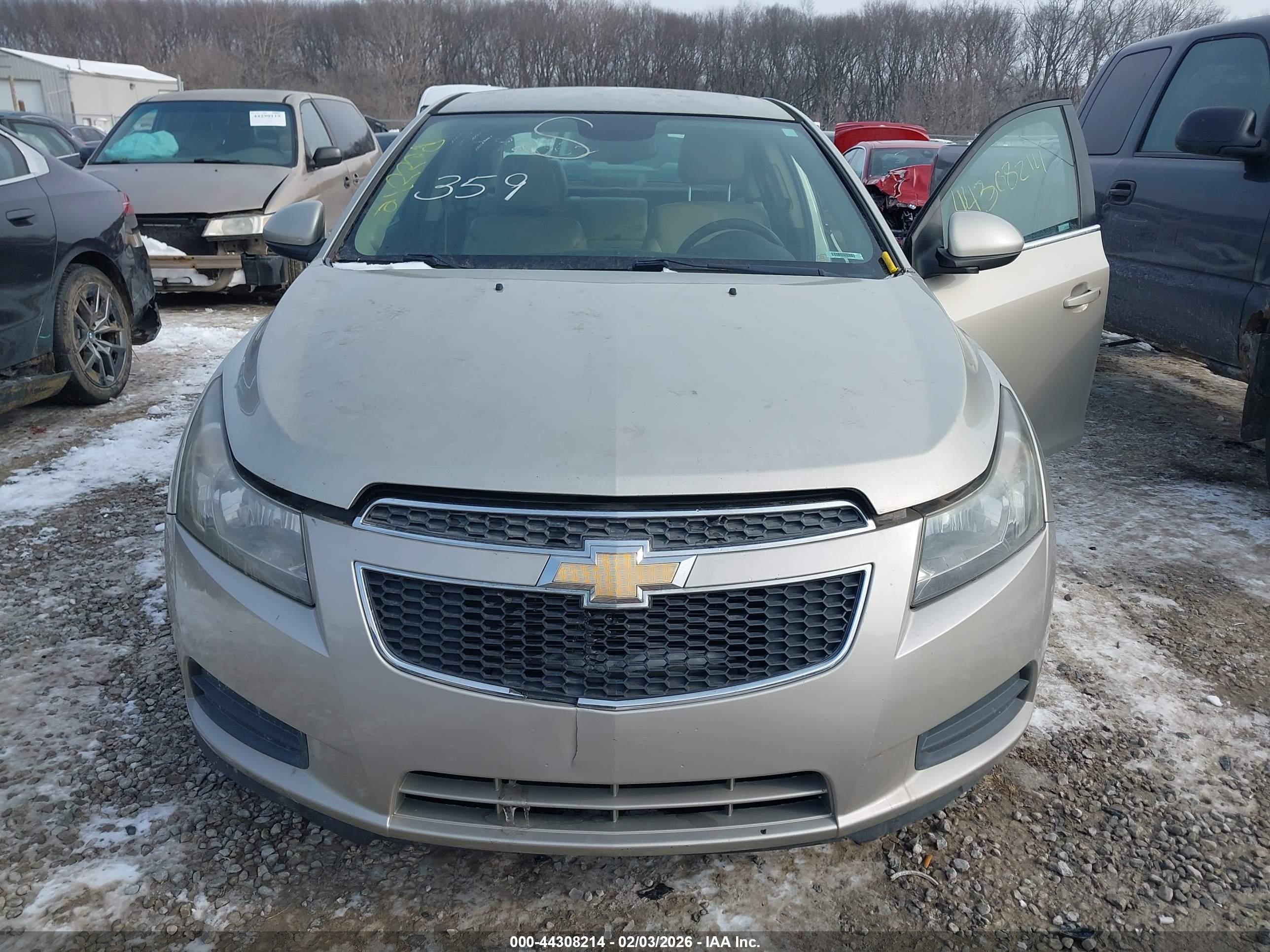 CHEVROLET CRUZE image 6