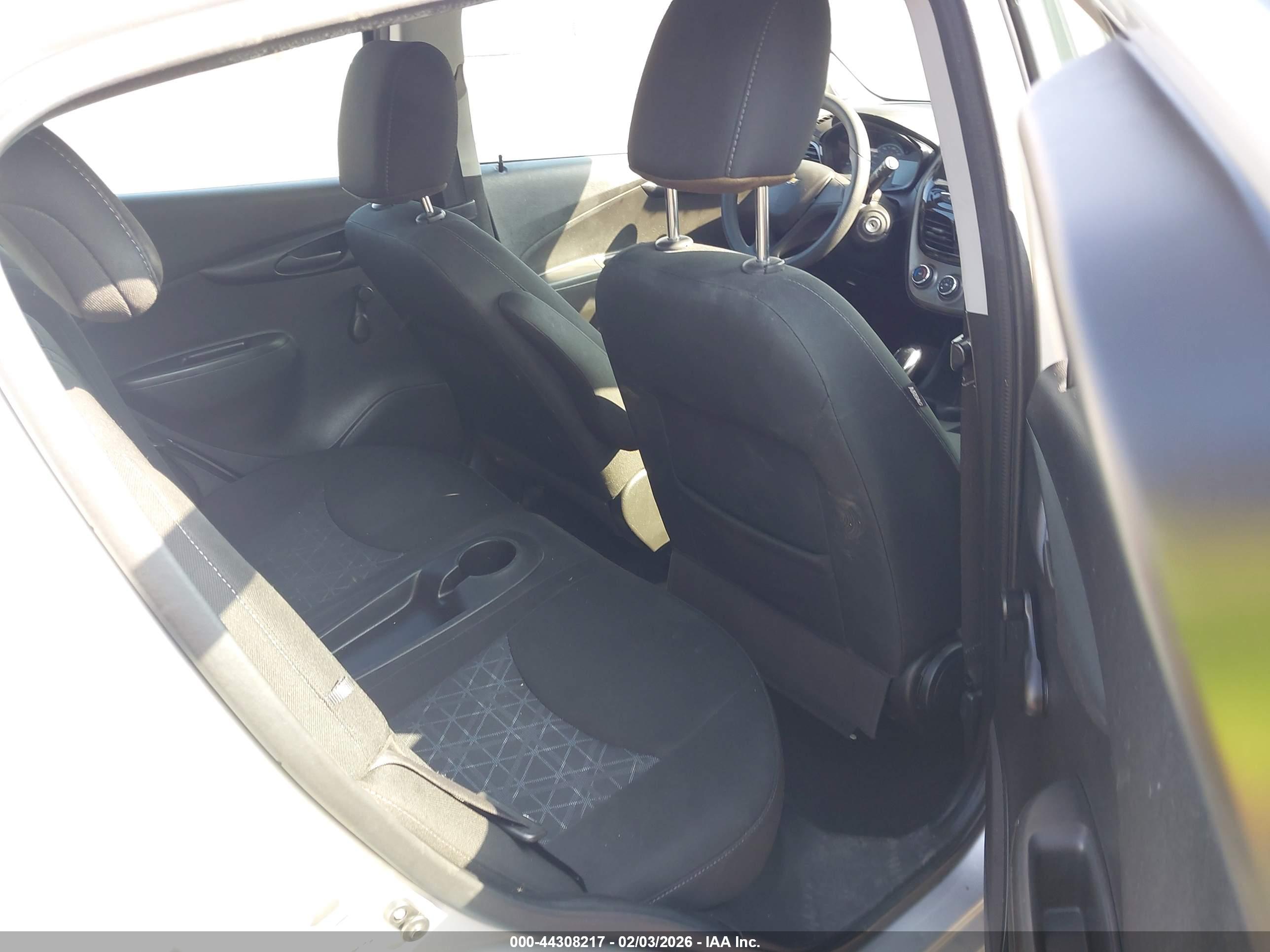CHEVROLET SPARK image 8