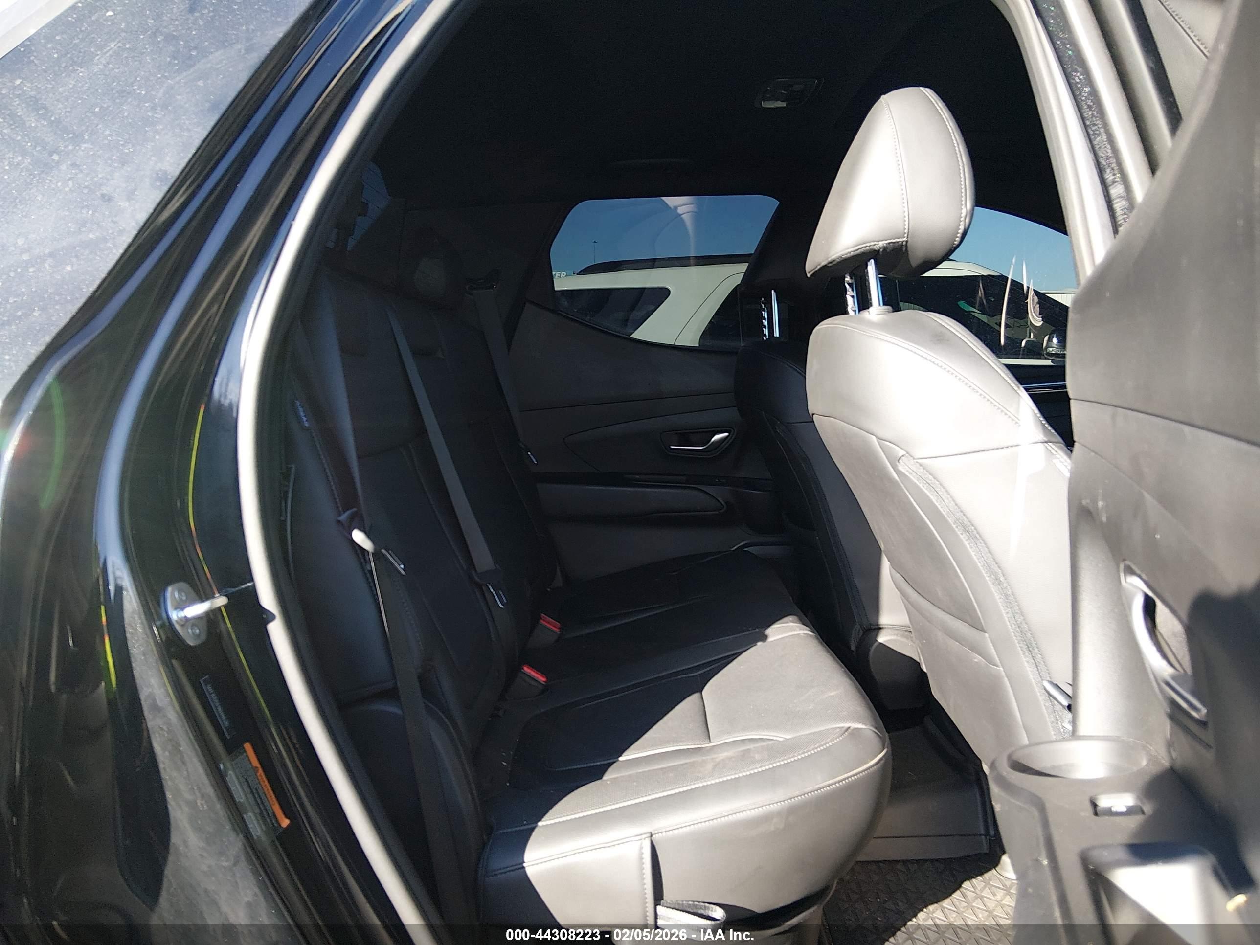 HYUNDAI SANTA image 8