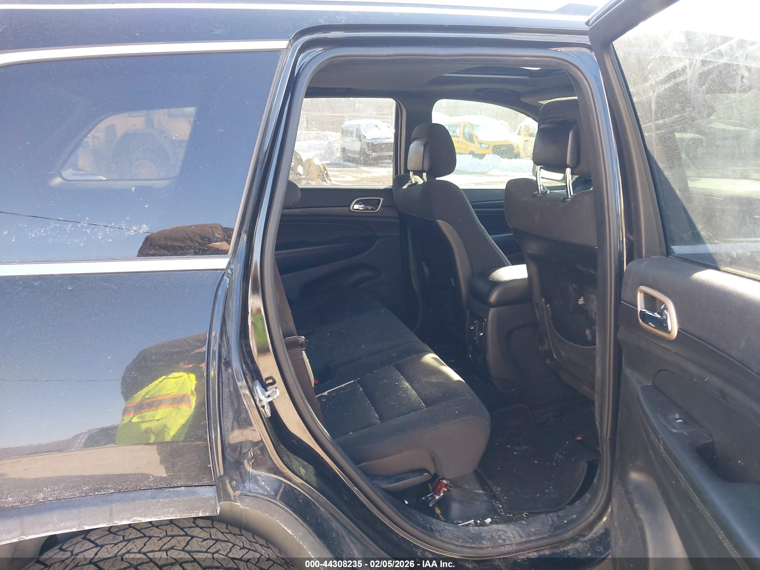 JEEP GRAND image 8
