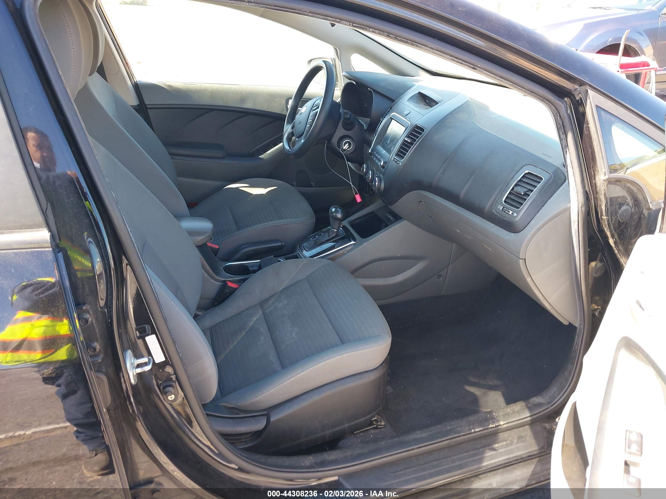 KIA FORTE image 5