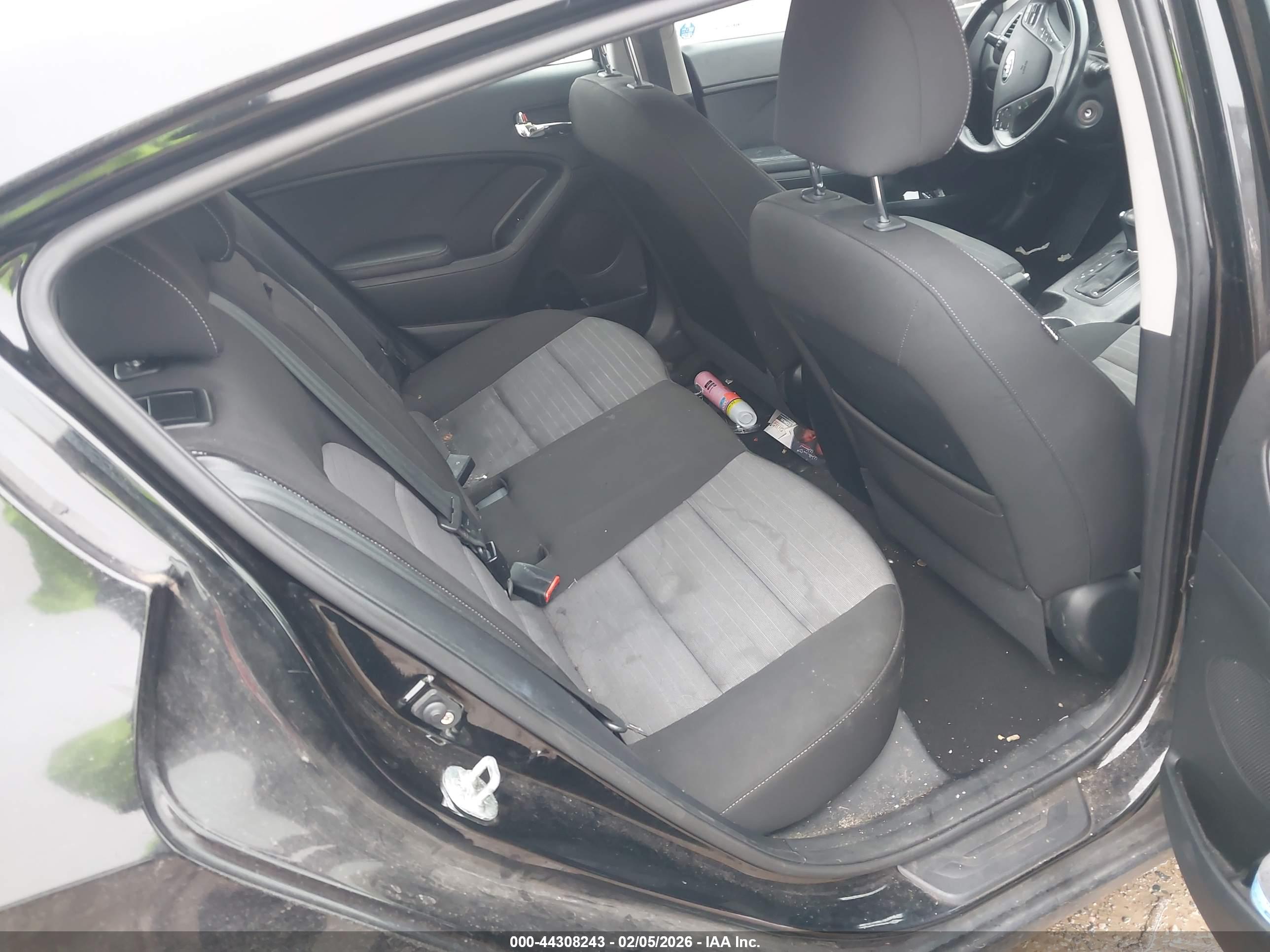 KIA FORTE image 8