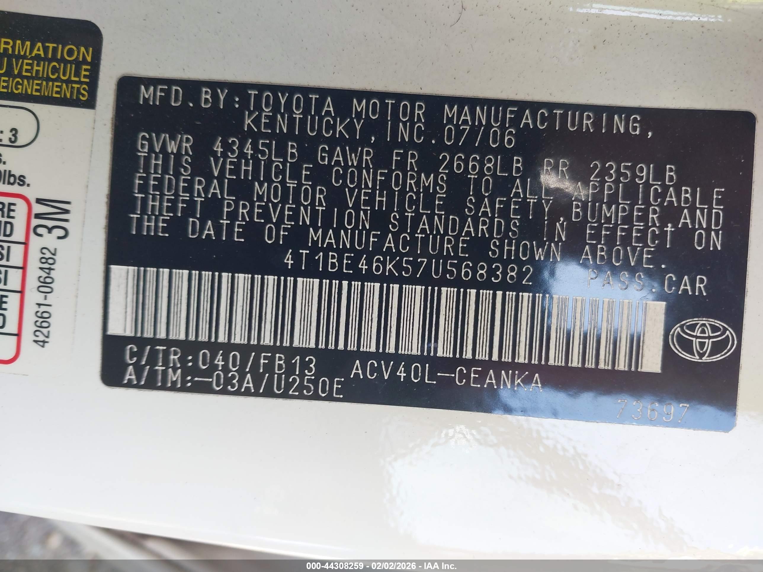 TOYOTA CAMRY image 9