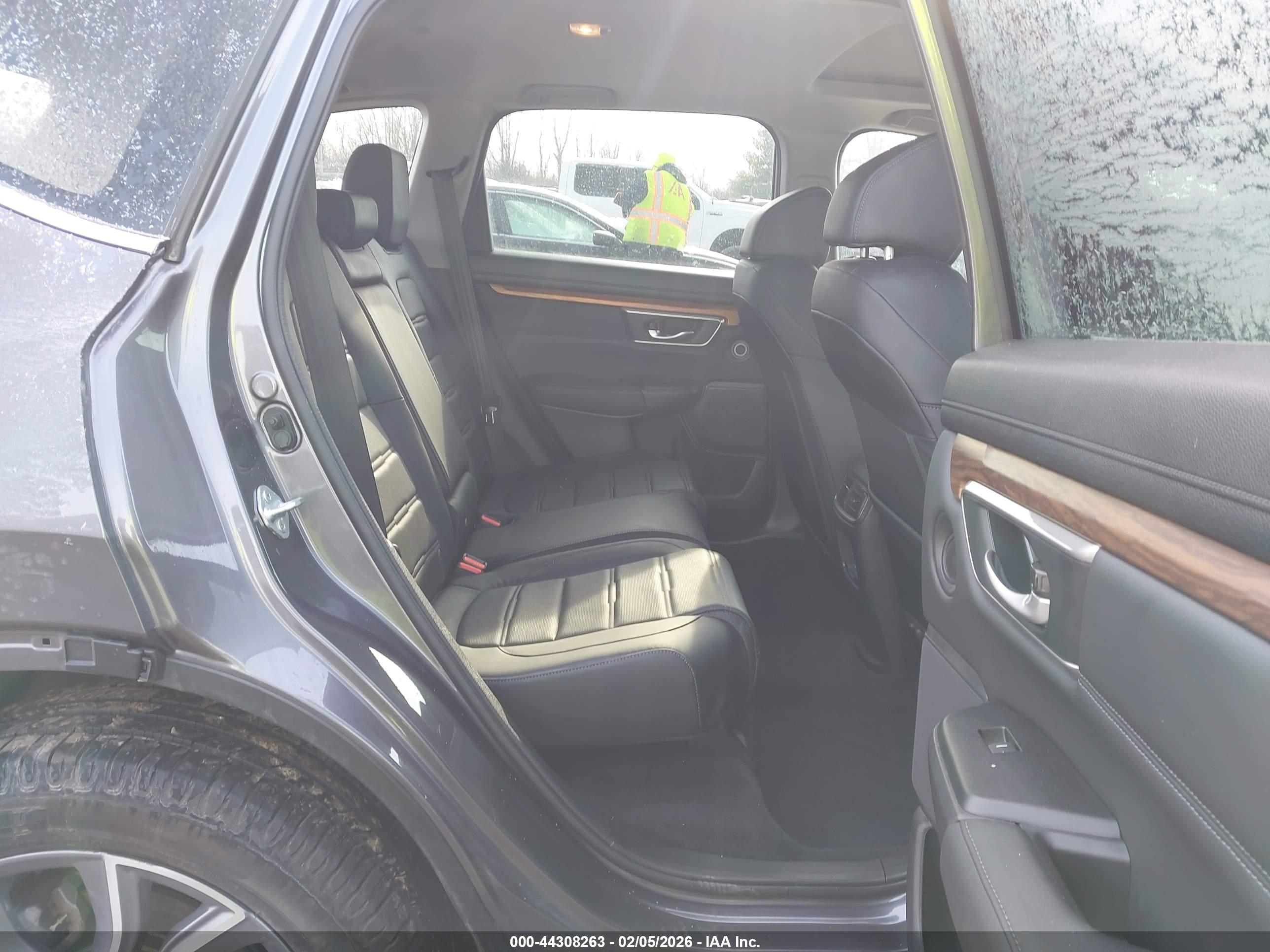 HONDA CR-V image 8
