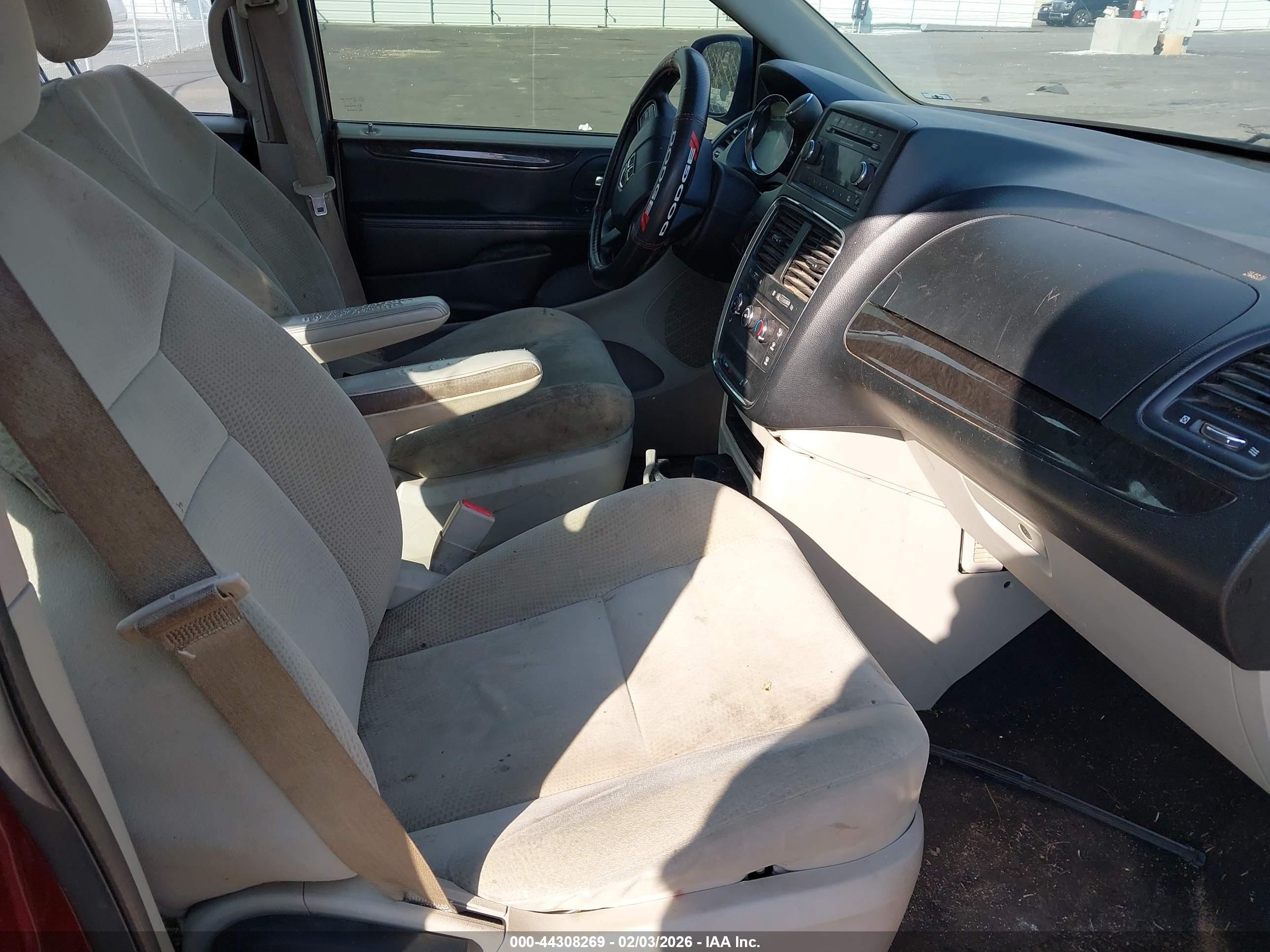 DODGE GRAND image 5