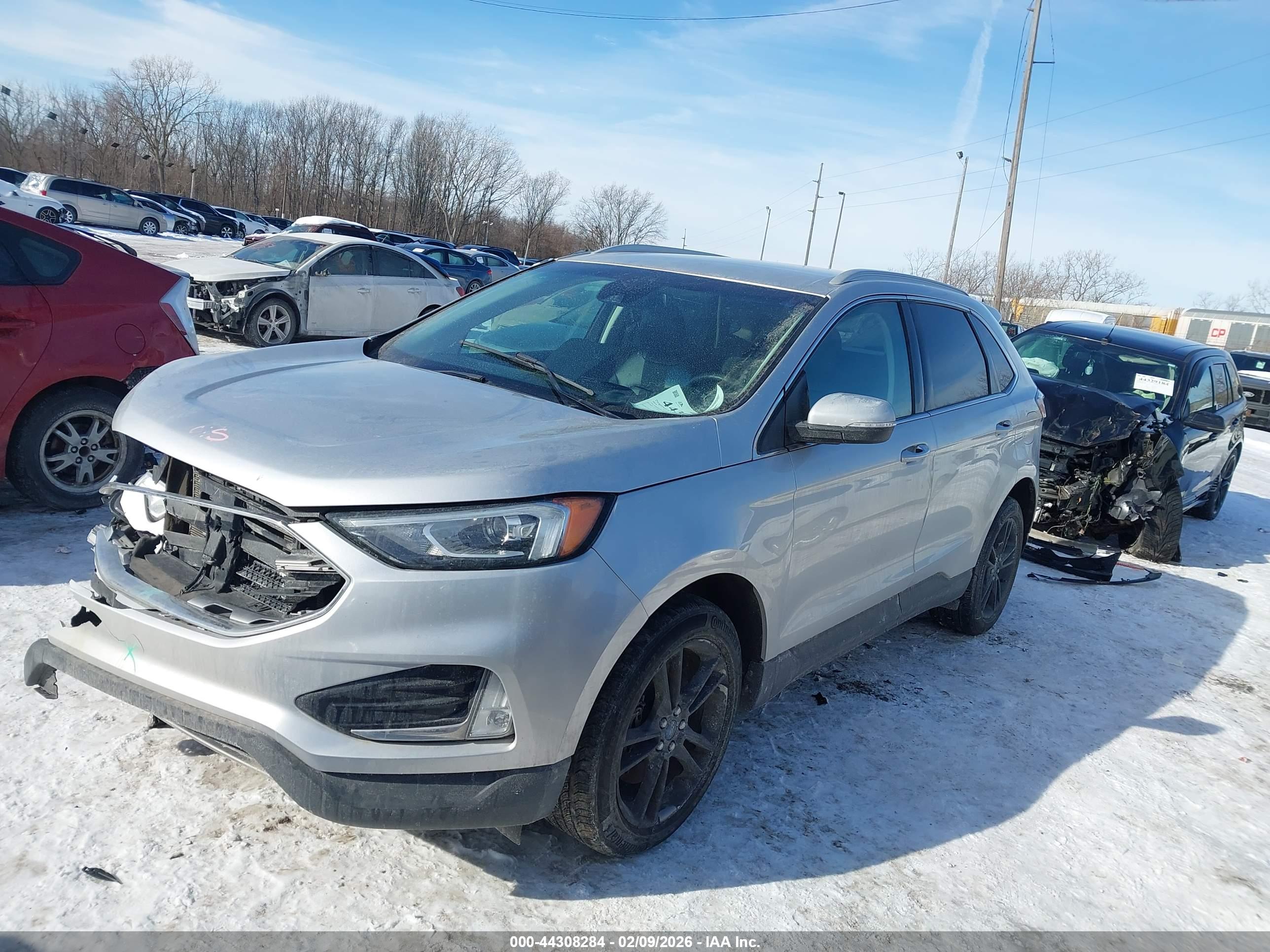 FORD EDGE image 2