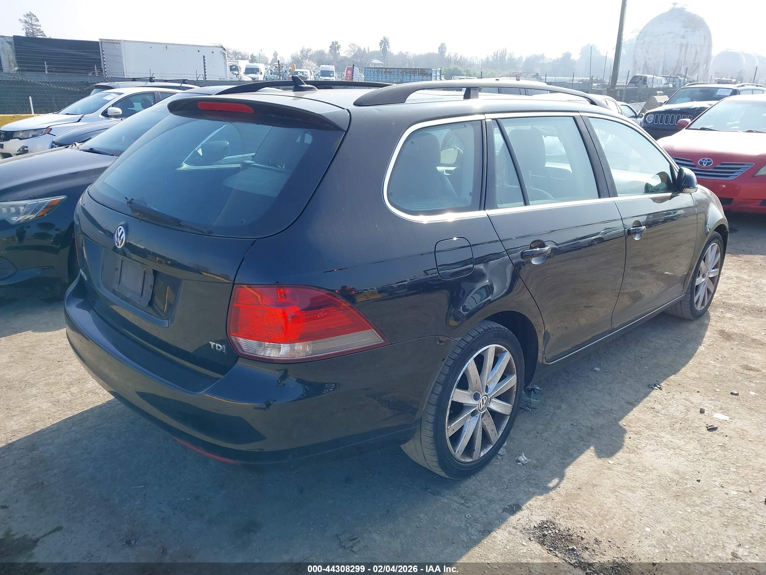 VOLKSWAGEN JETTA image 4