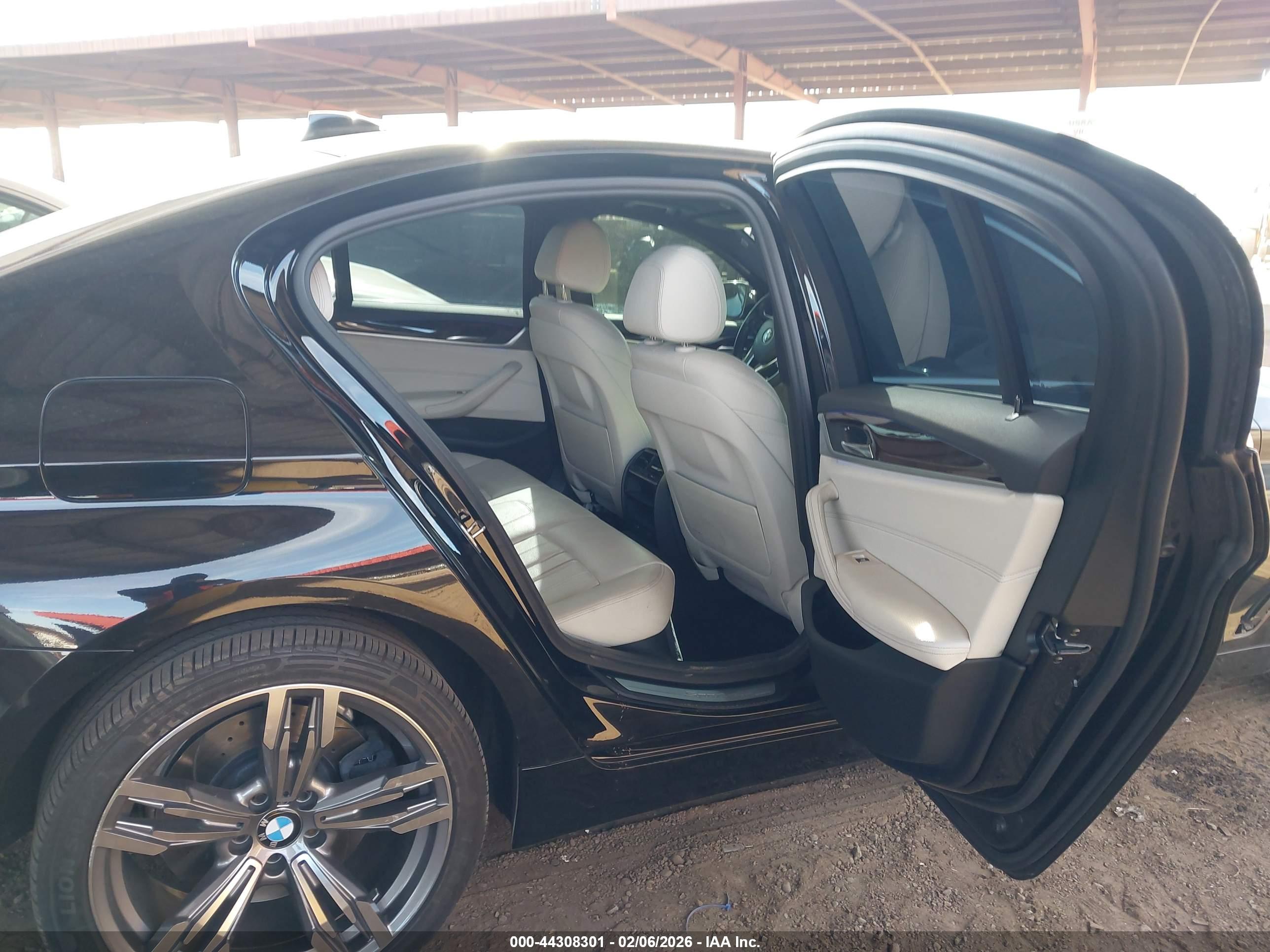 BMW 540I image 8
