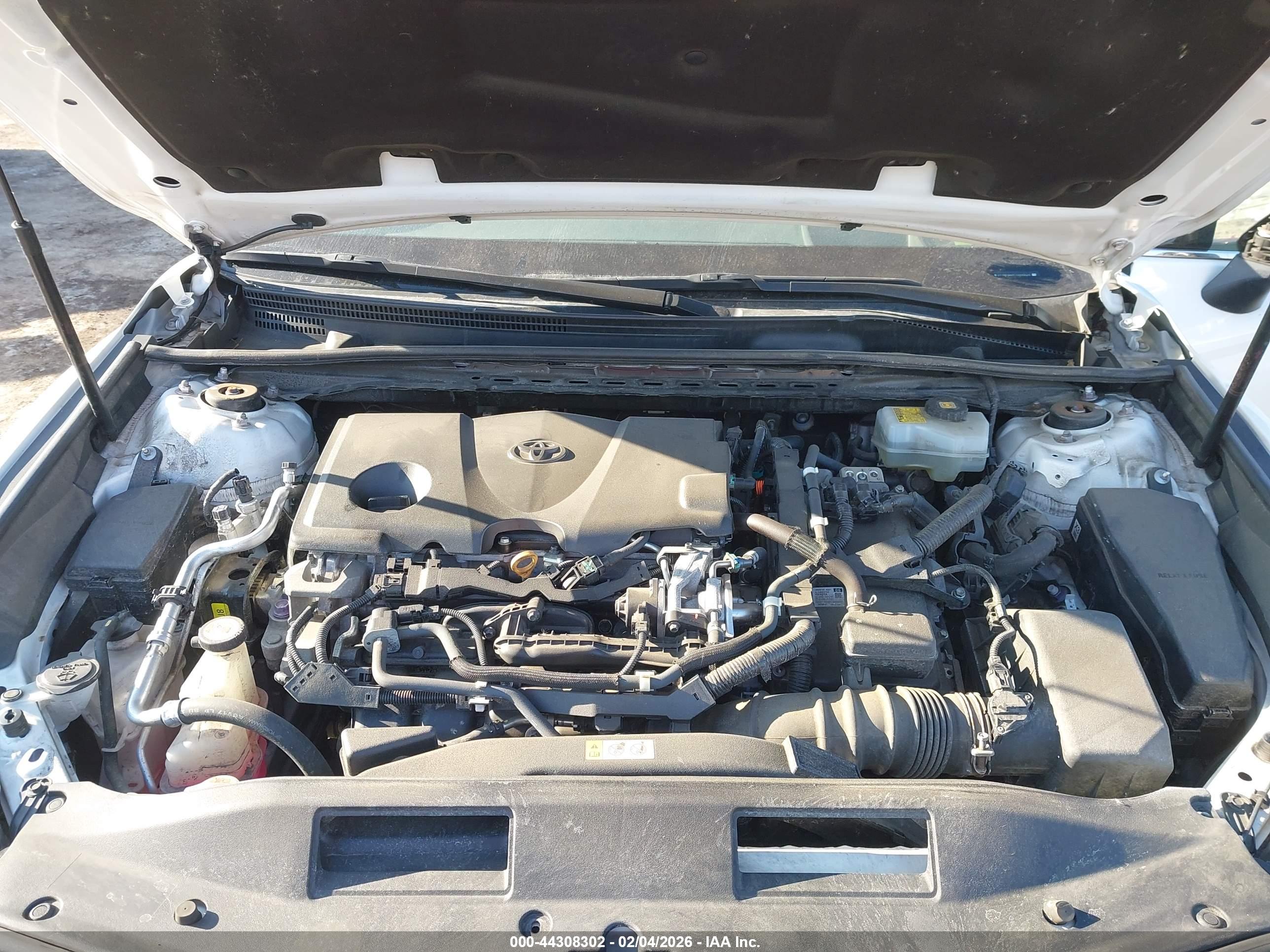 TOYOTA CAMRY image 10