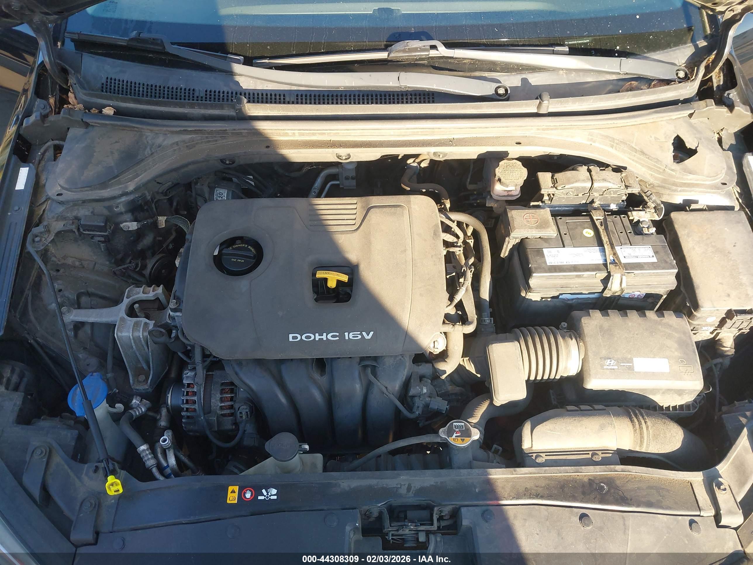 HYUNDAI ELANTRA image 10
