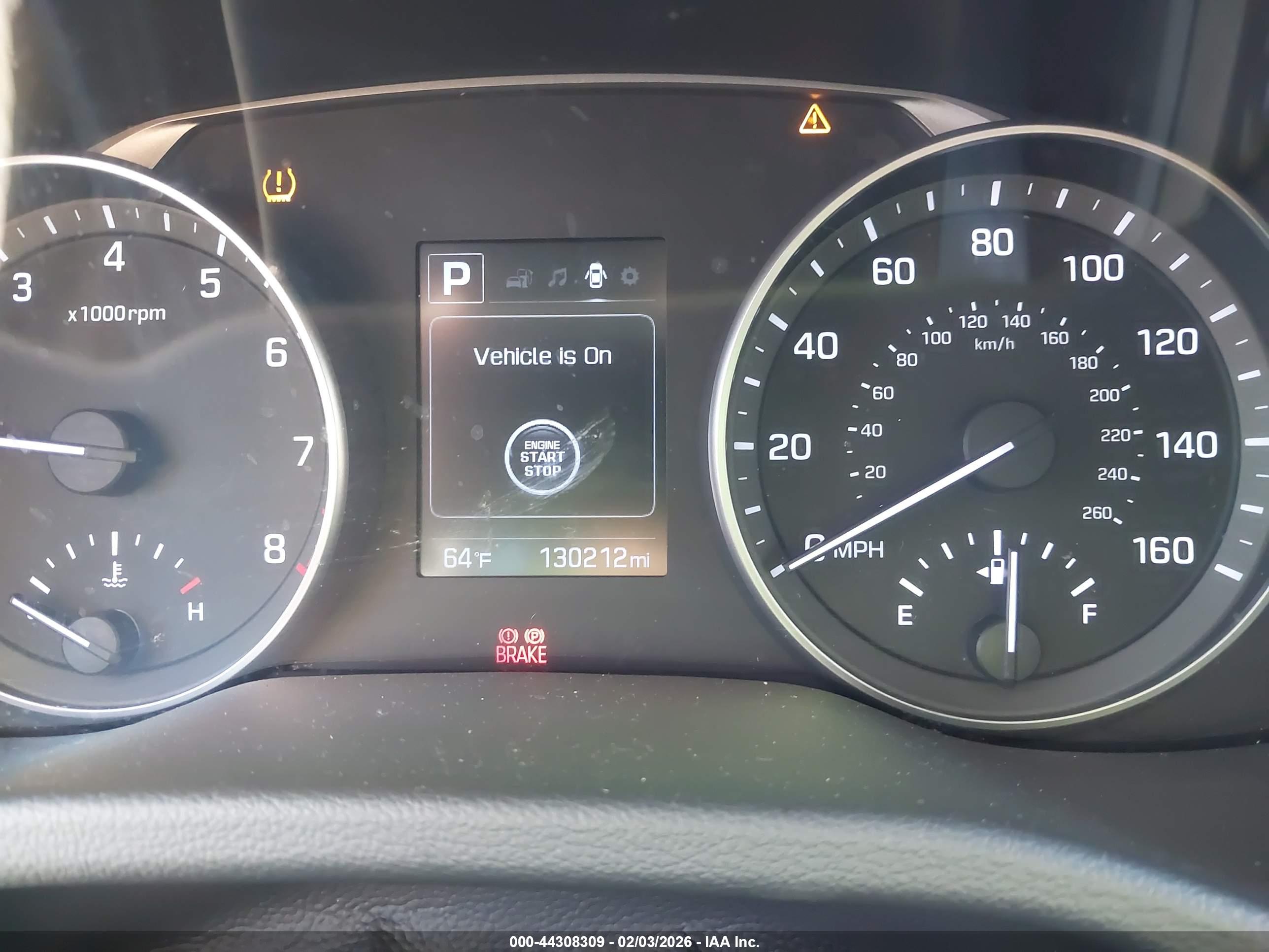 HYUNDAI ELANTRA image 7