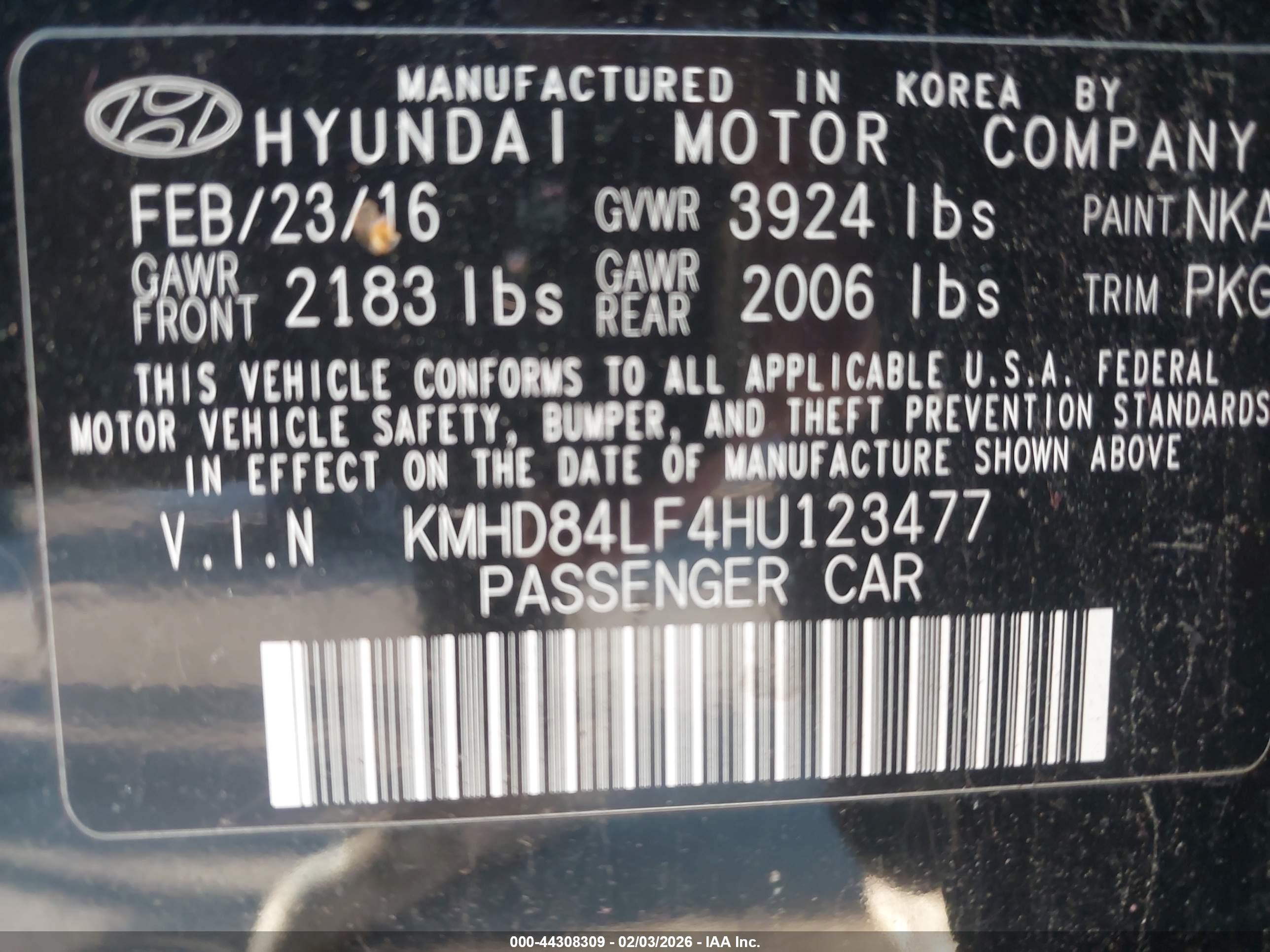 HYUNDAI ELANTRA image 9