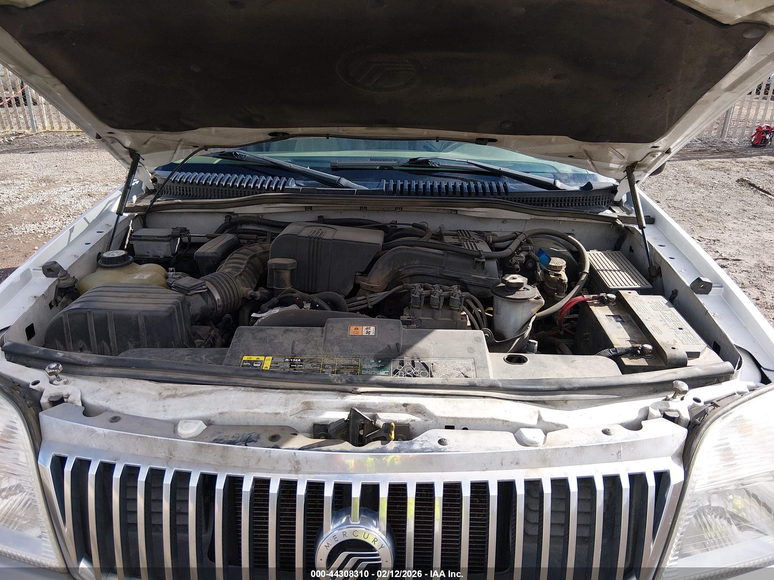 MERCURY MOUNTAINEER image 10