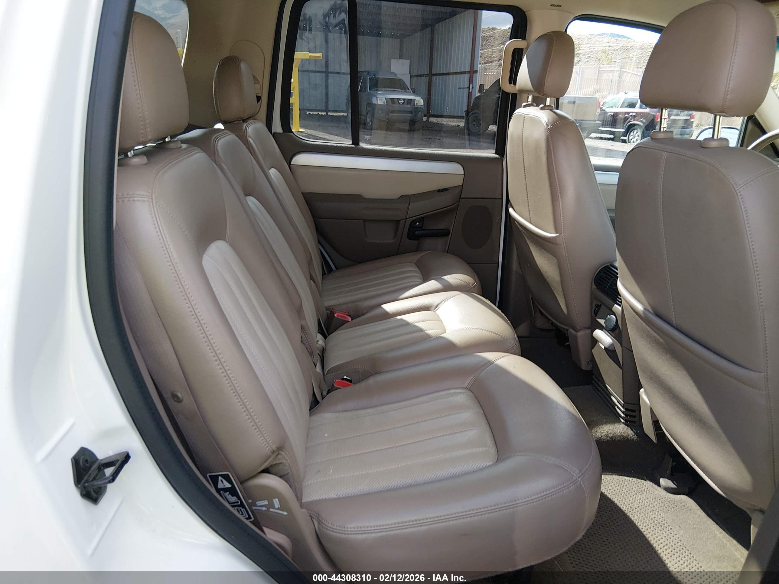 MERCURY MOUNTAINEER image 8
