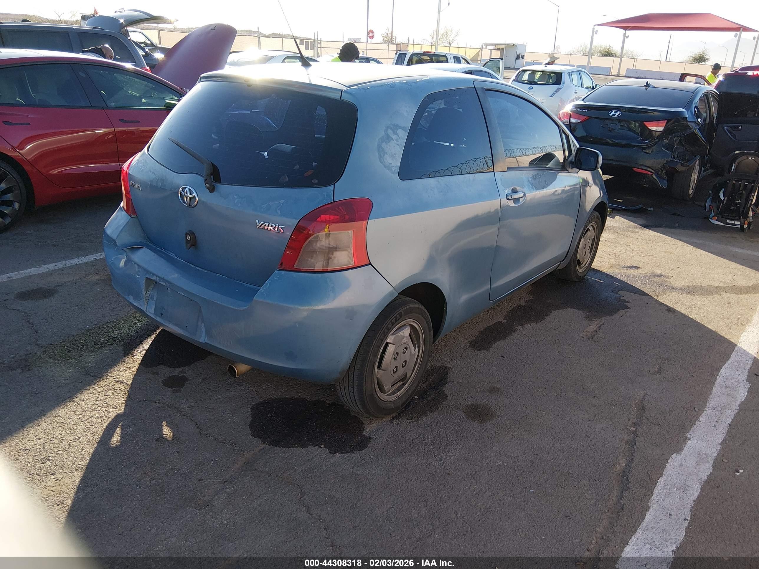 TOYOTA YARIS image 4