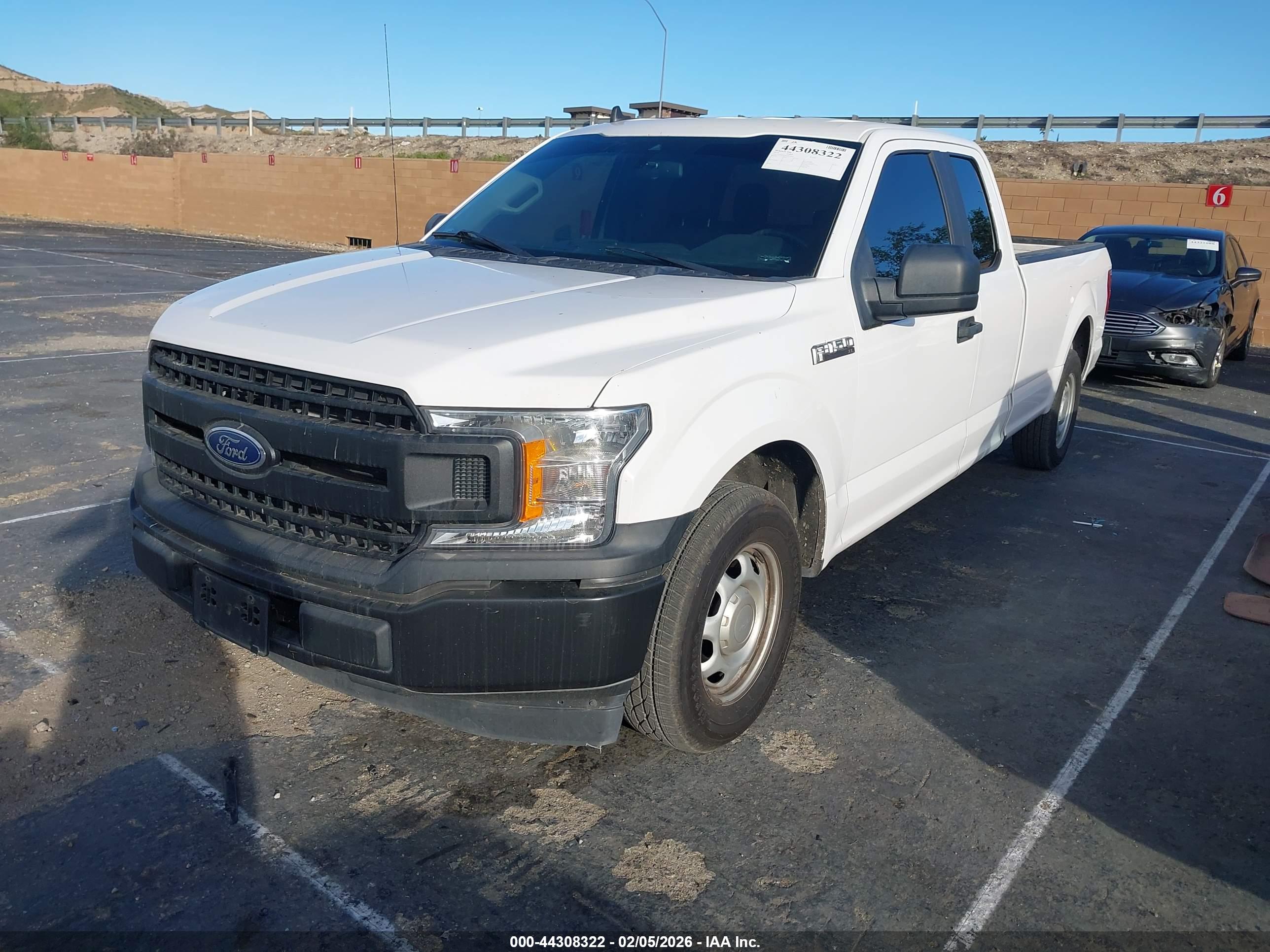 FORD F-150 image 2