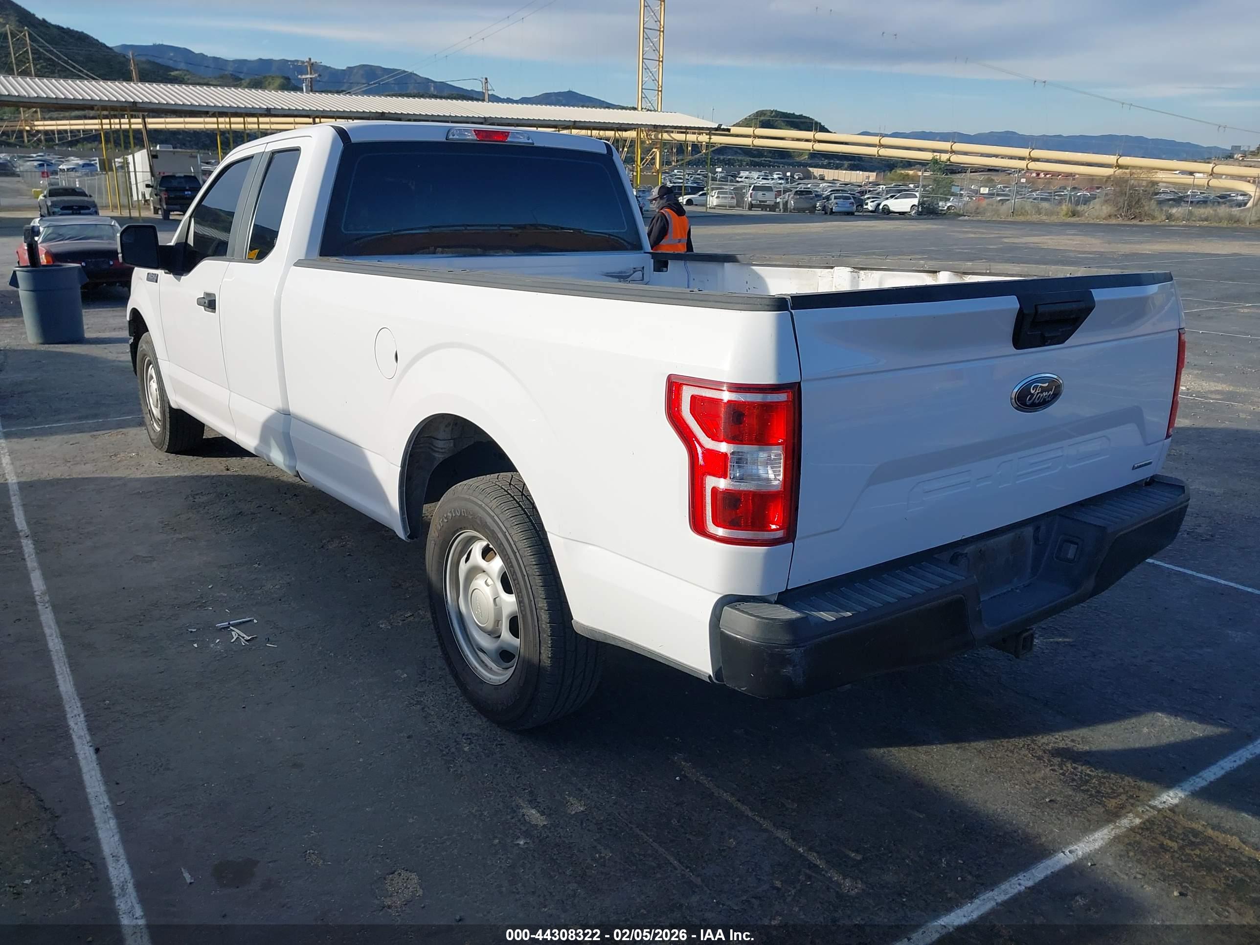 FORD F-150 image 3