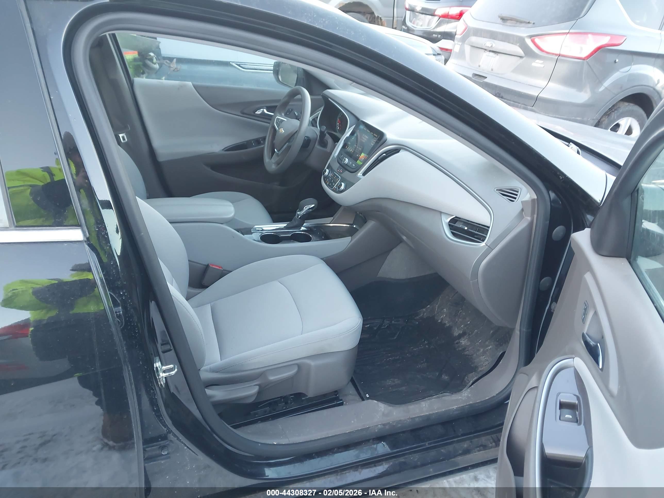 CHEVROLET MALIBU image 5