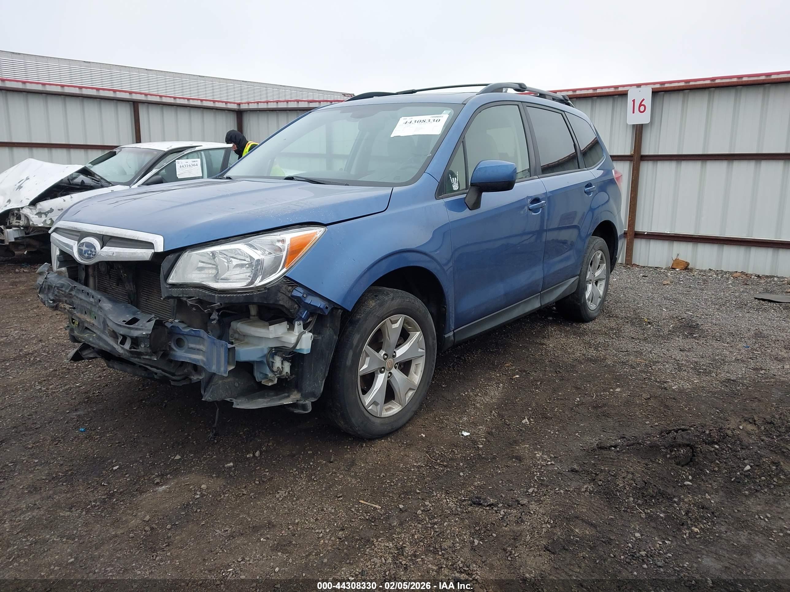 SUBARU FORESTER image 2