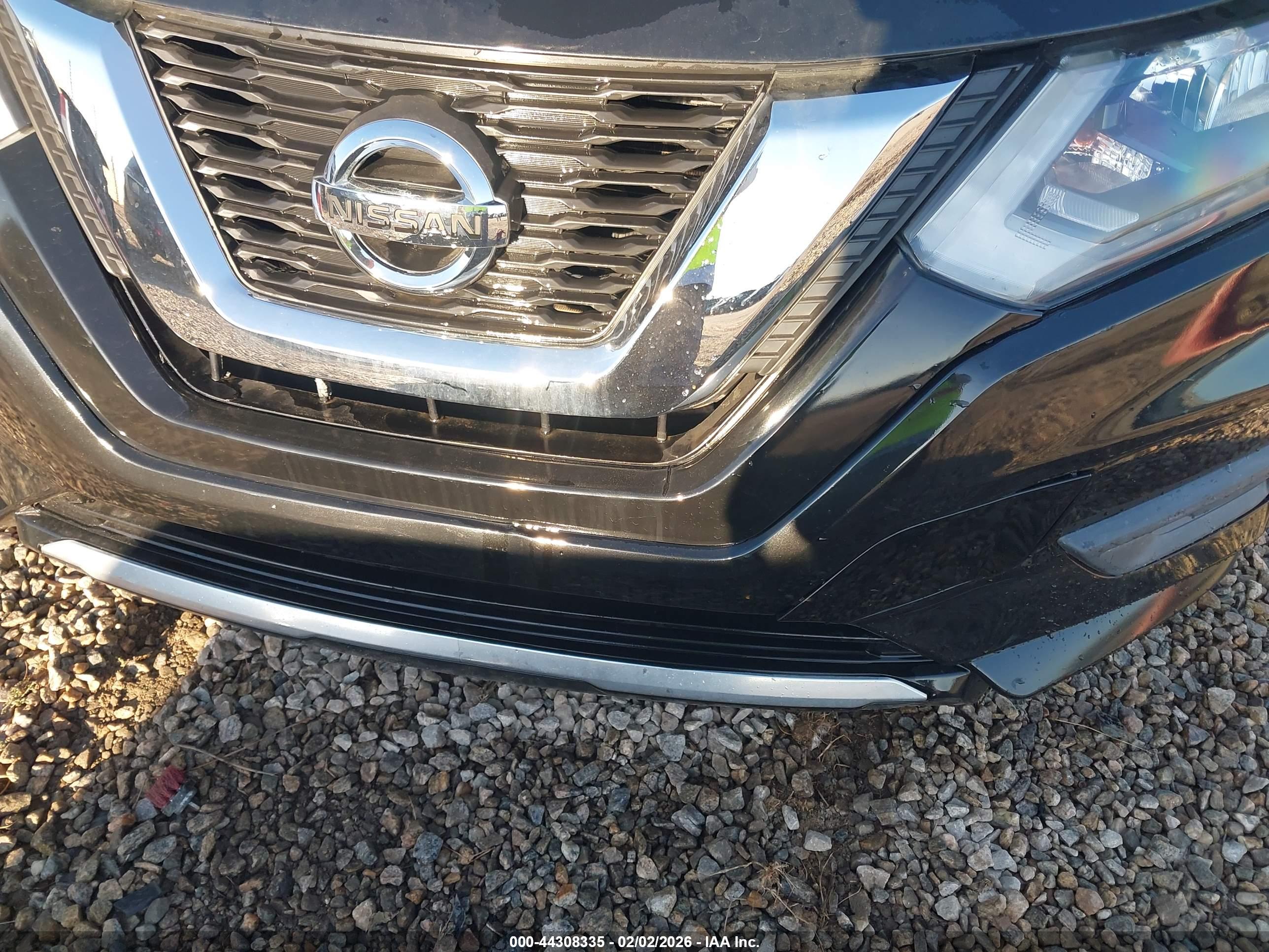 NISSAN ROGUE image 6