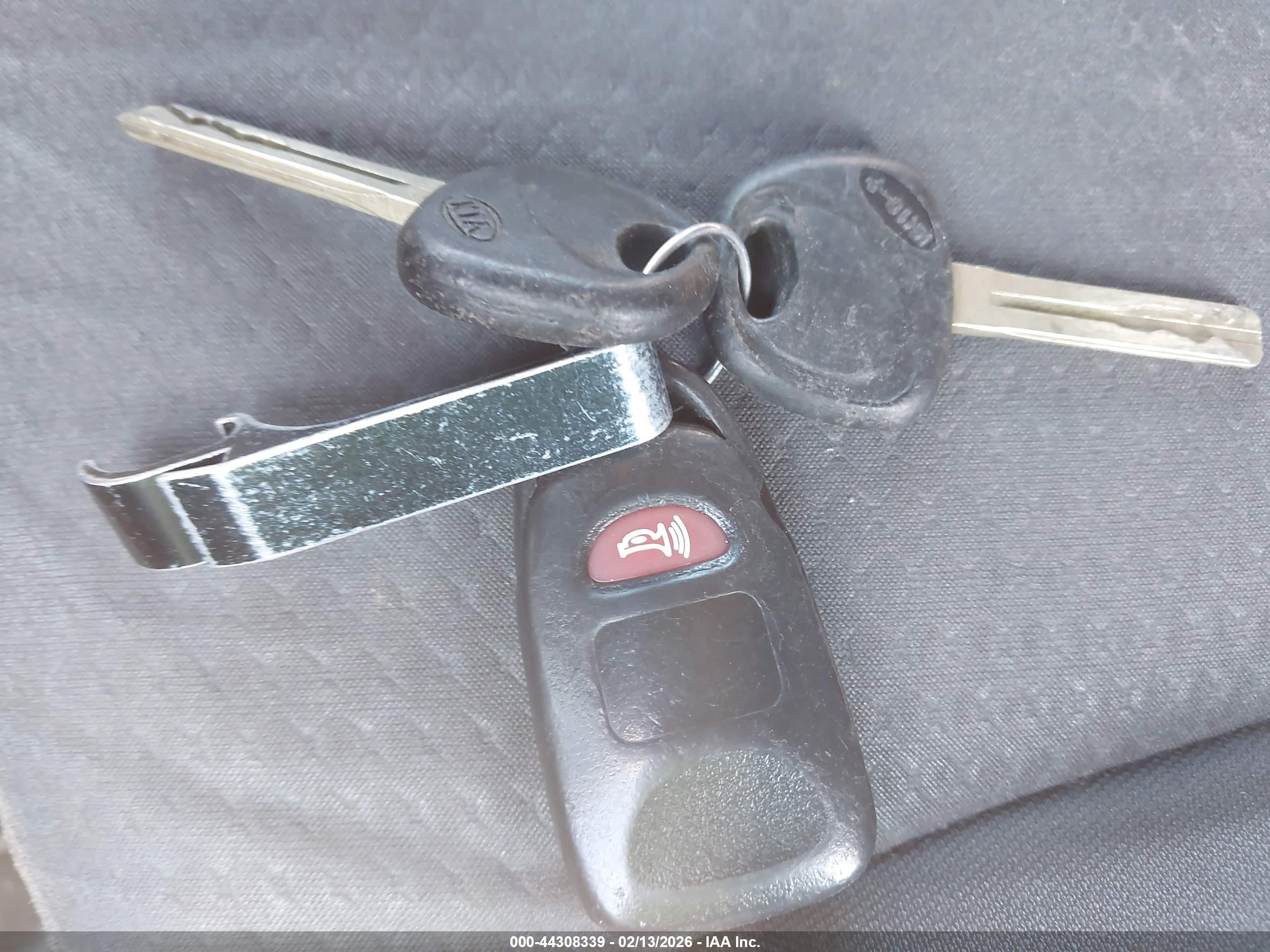 KIA SORENTO image 11