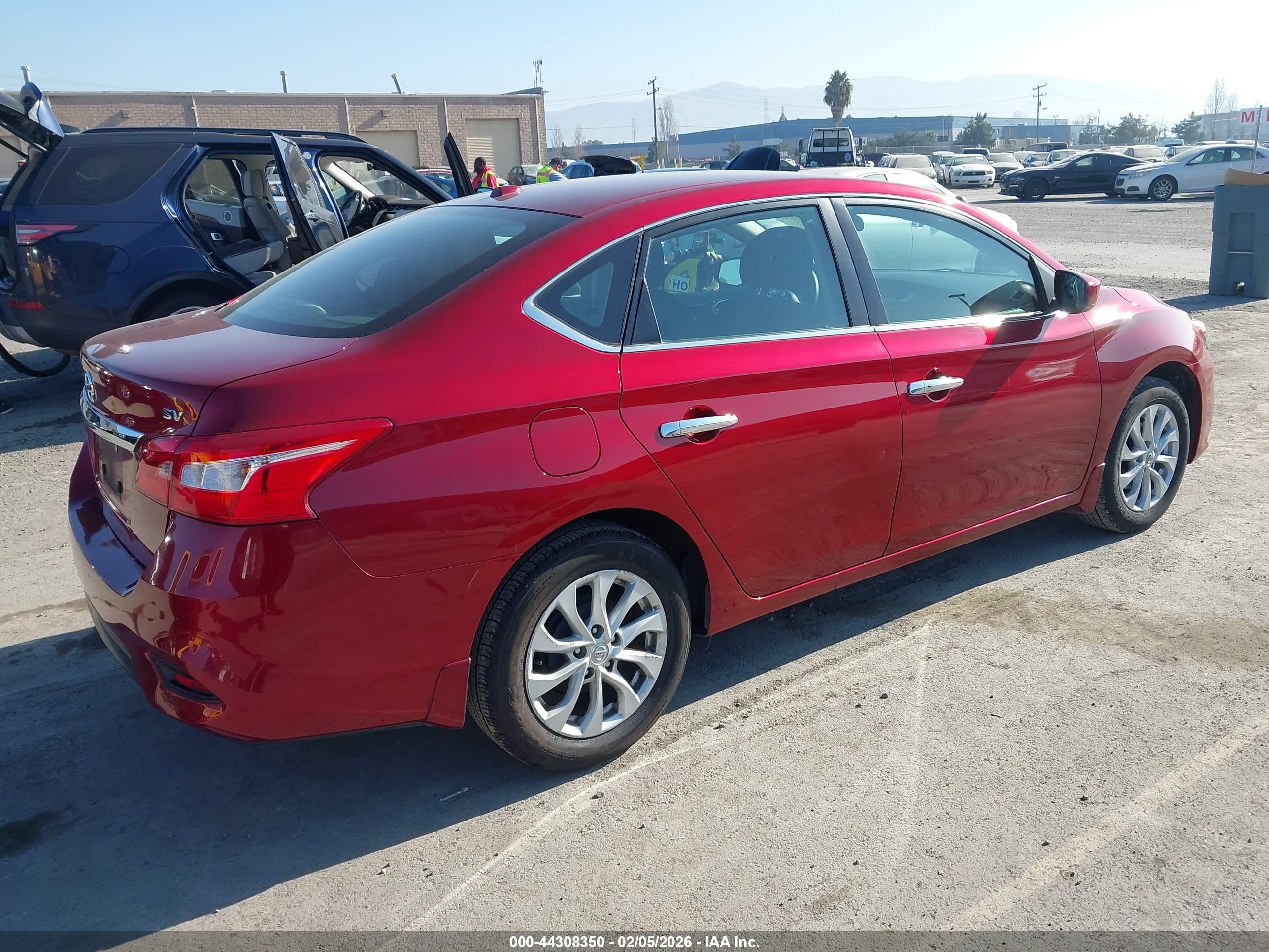 NISSAN SENTRA image 4