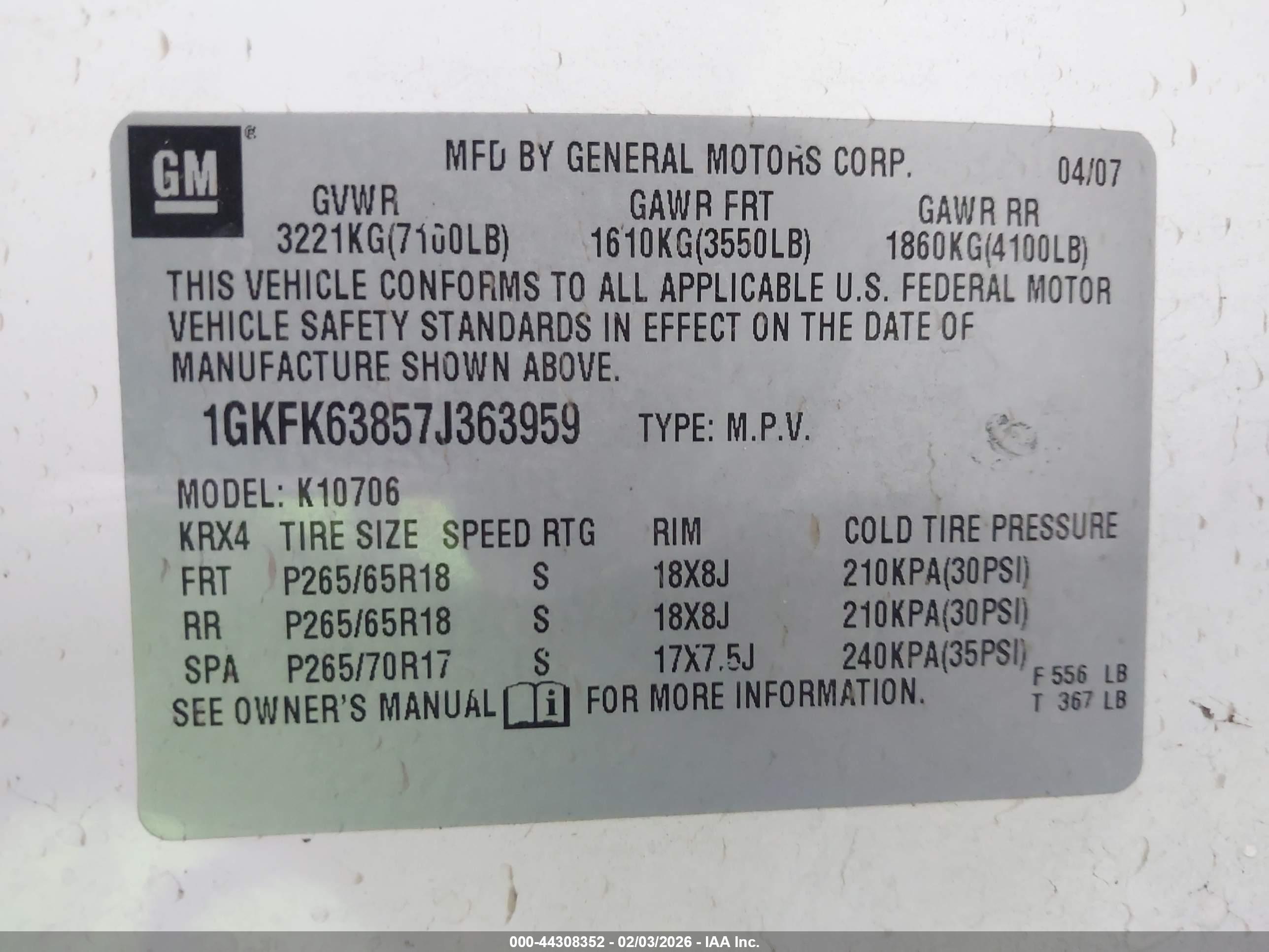 GMC YUKON image 9