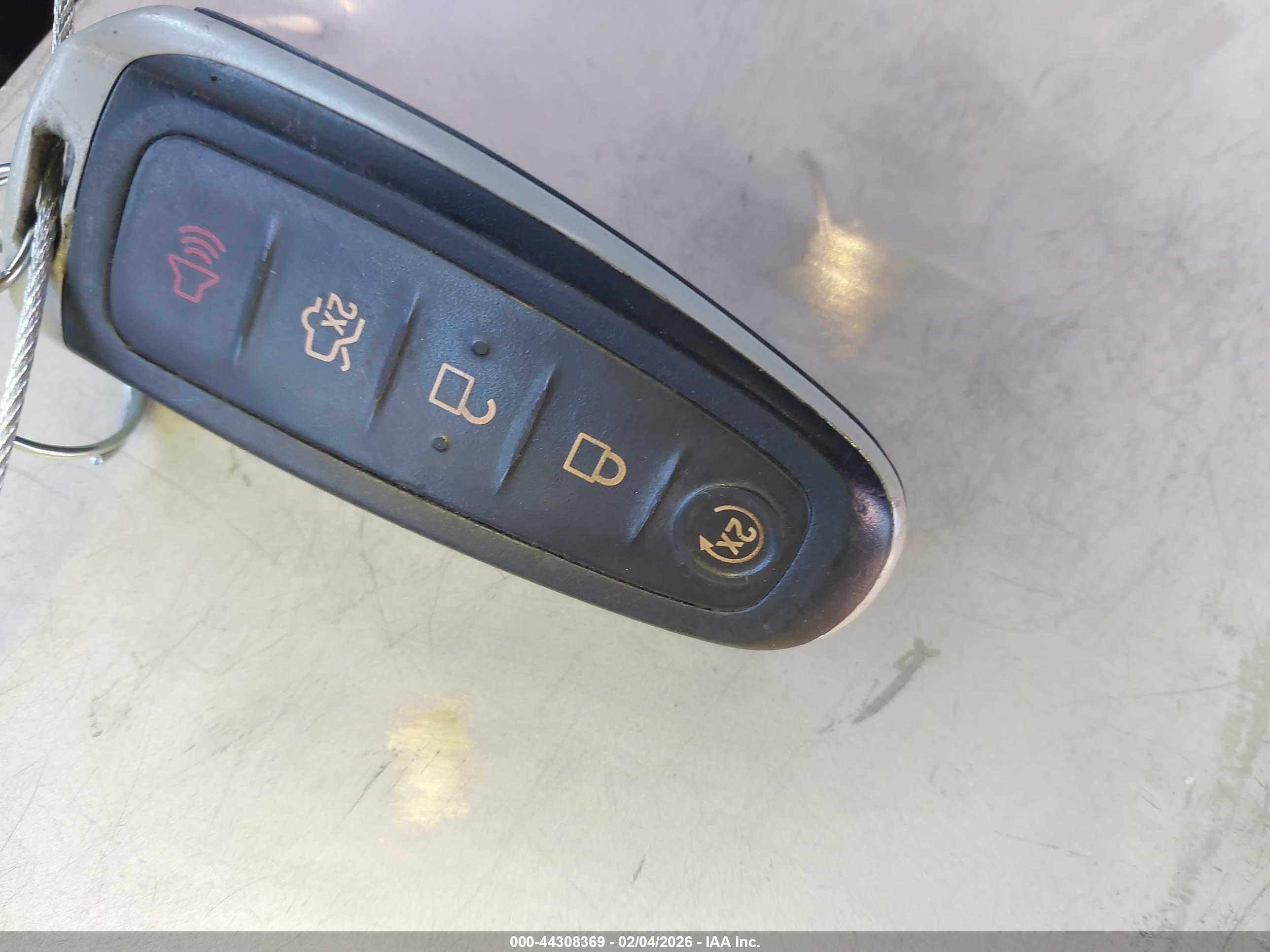 FORD ESCAPE image 11