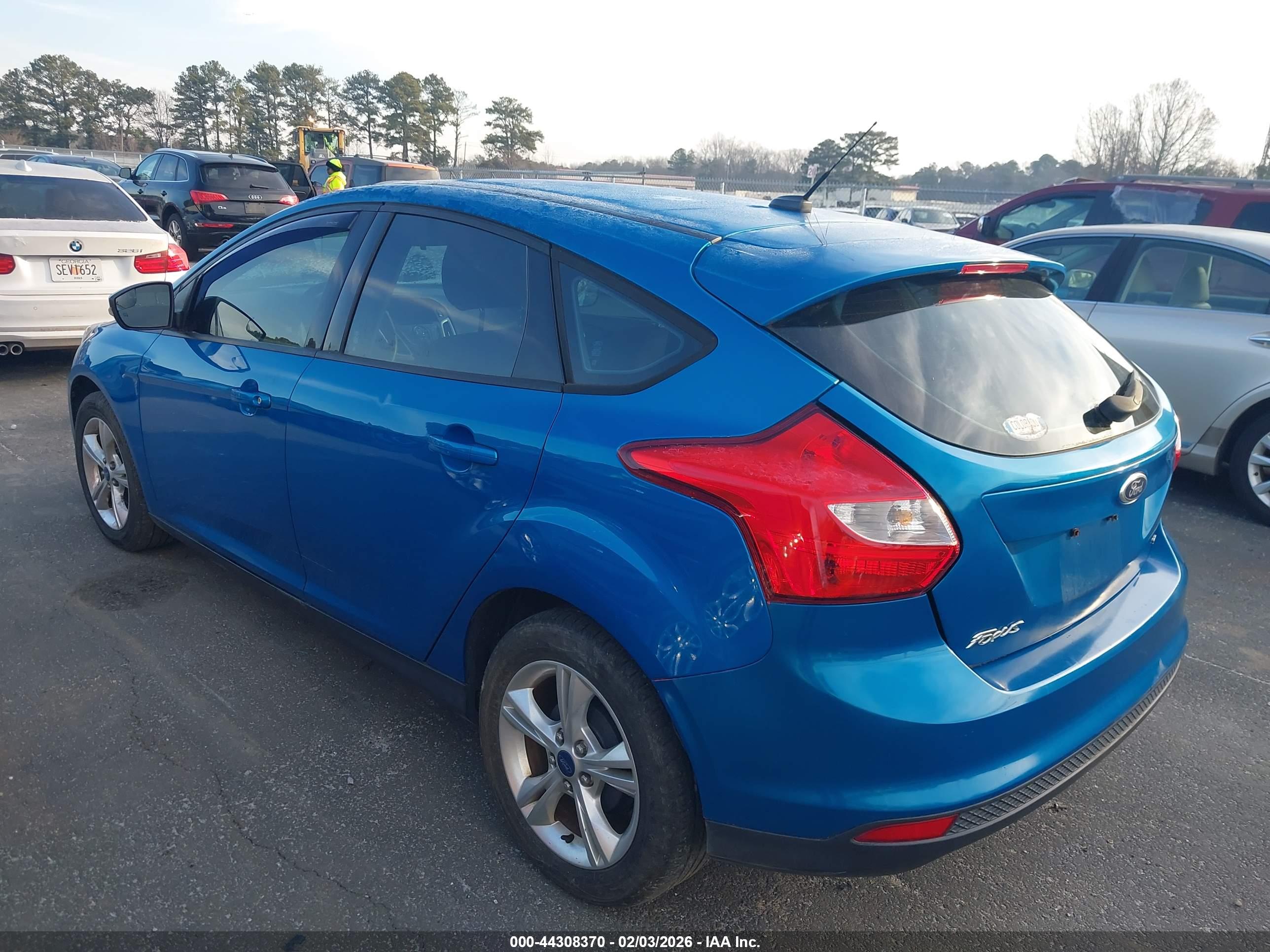 FORD FOCUS image 3