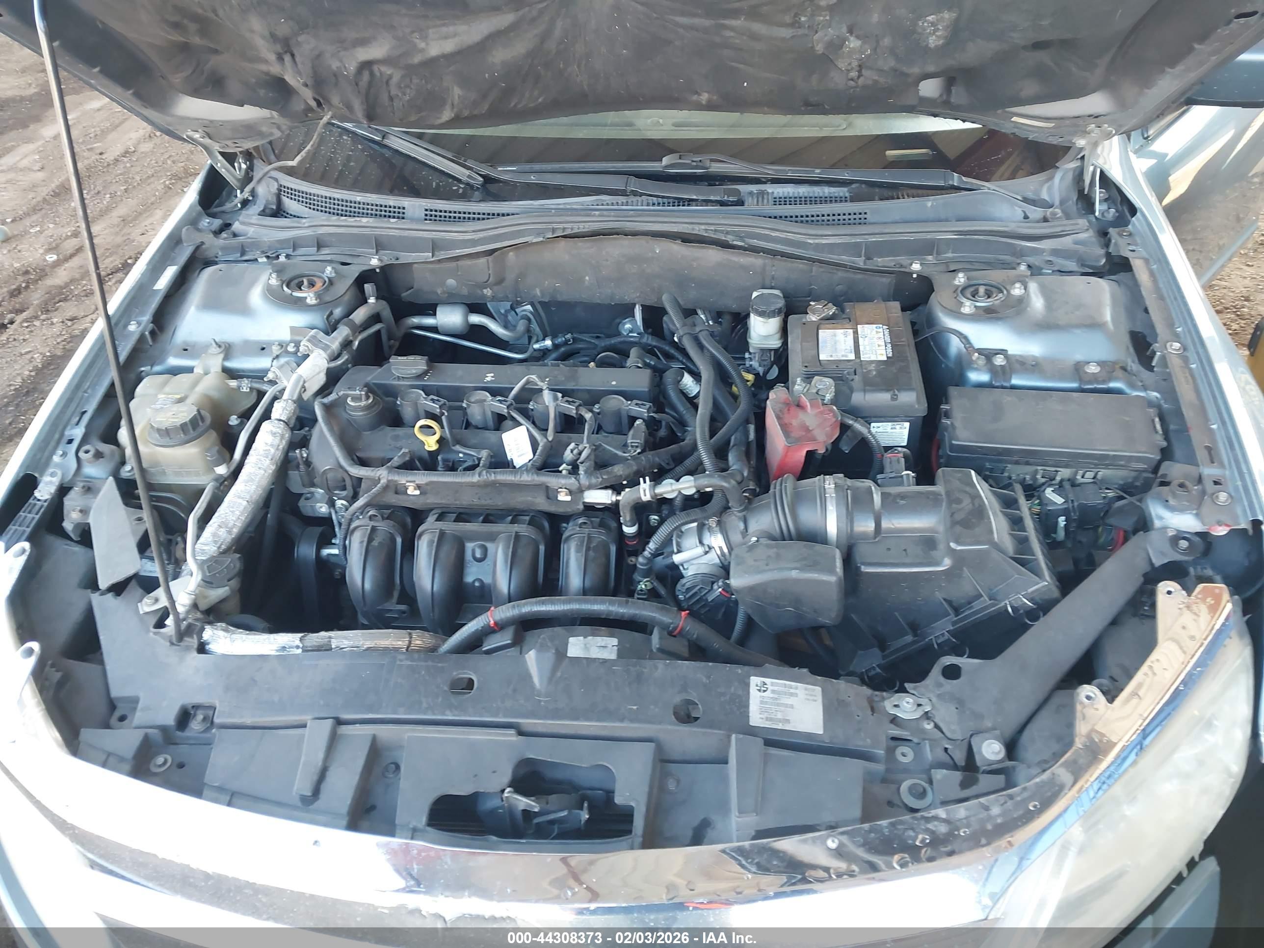FORD FUSION image 10