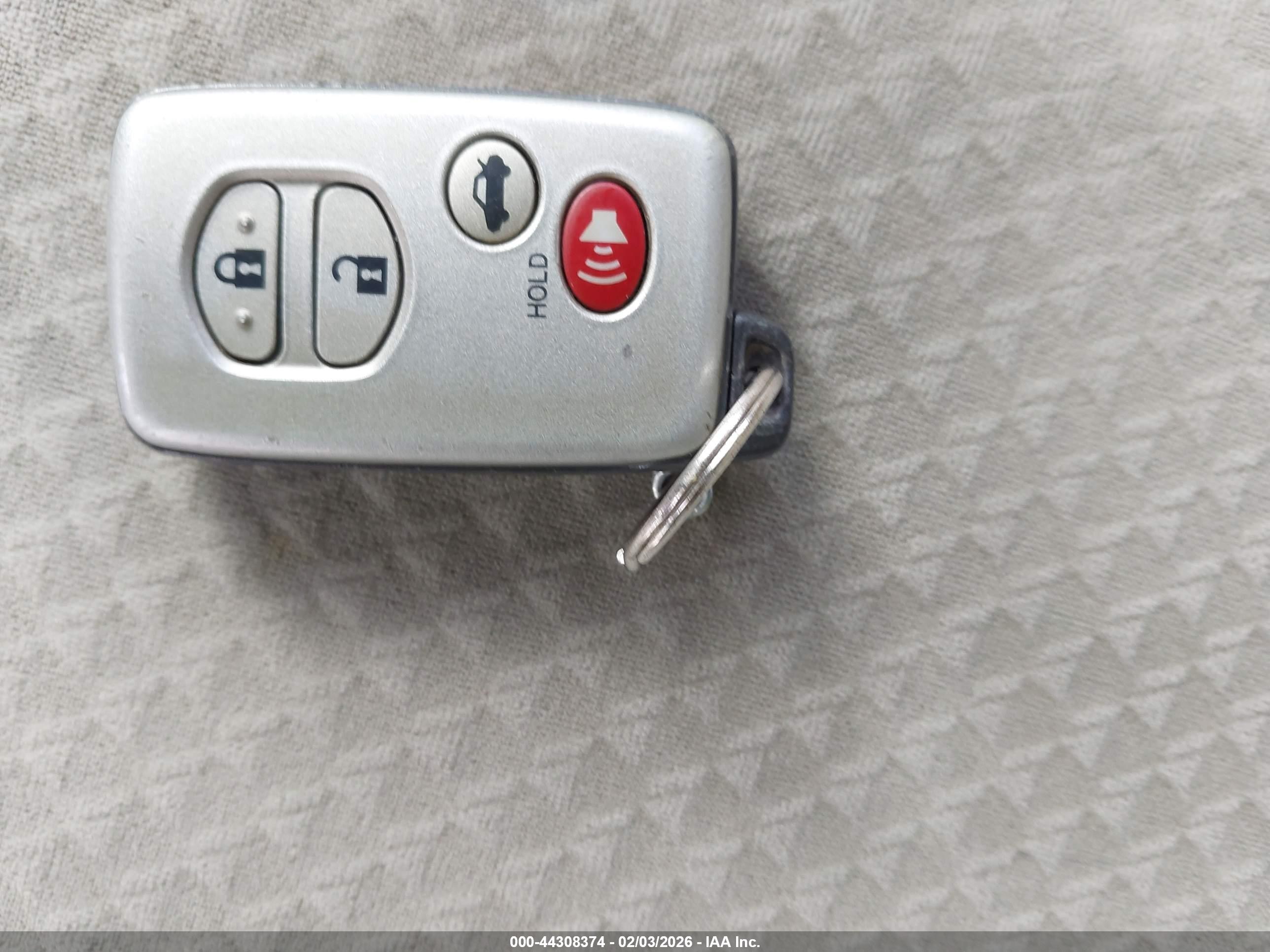 TOYOTA CAMRY image 11