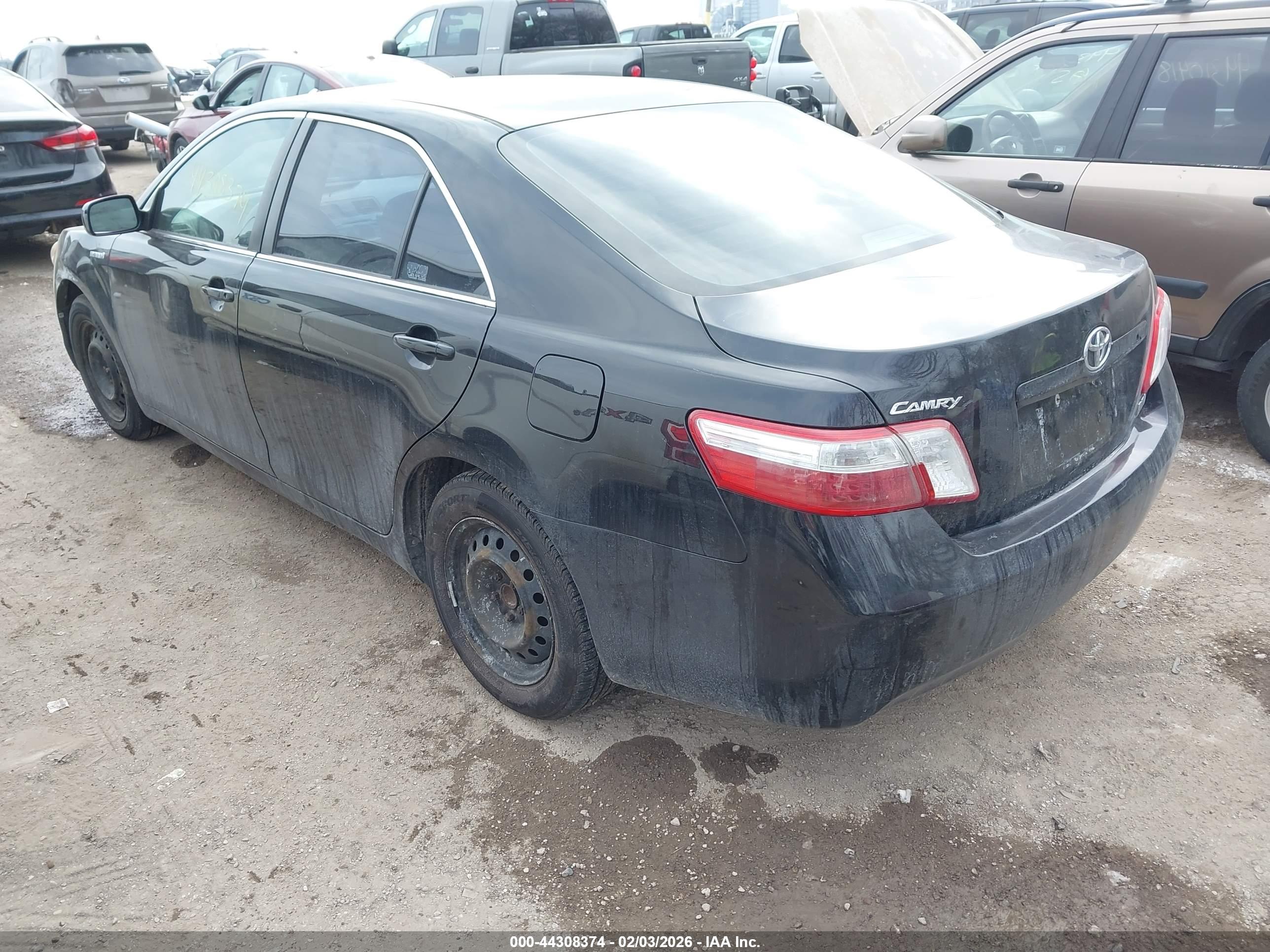 TOYOTA CAMRY image 3