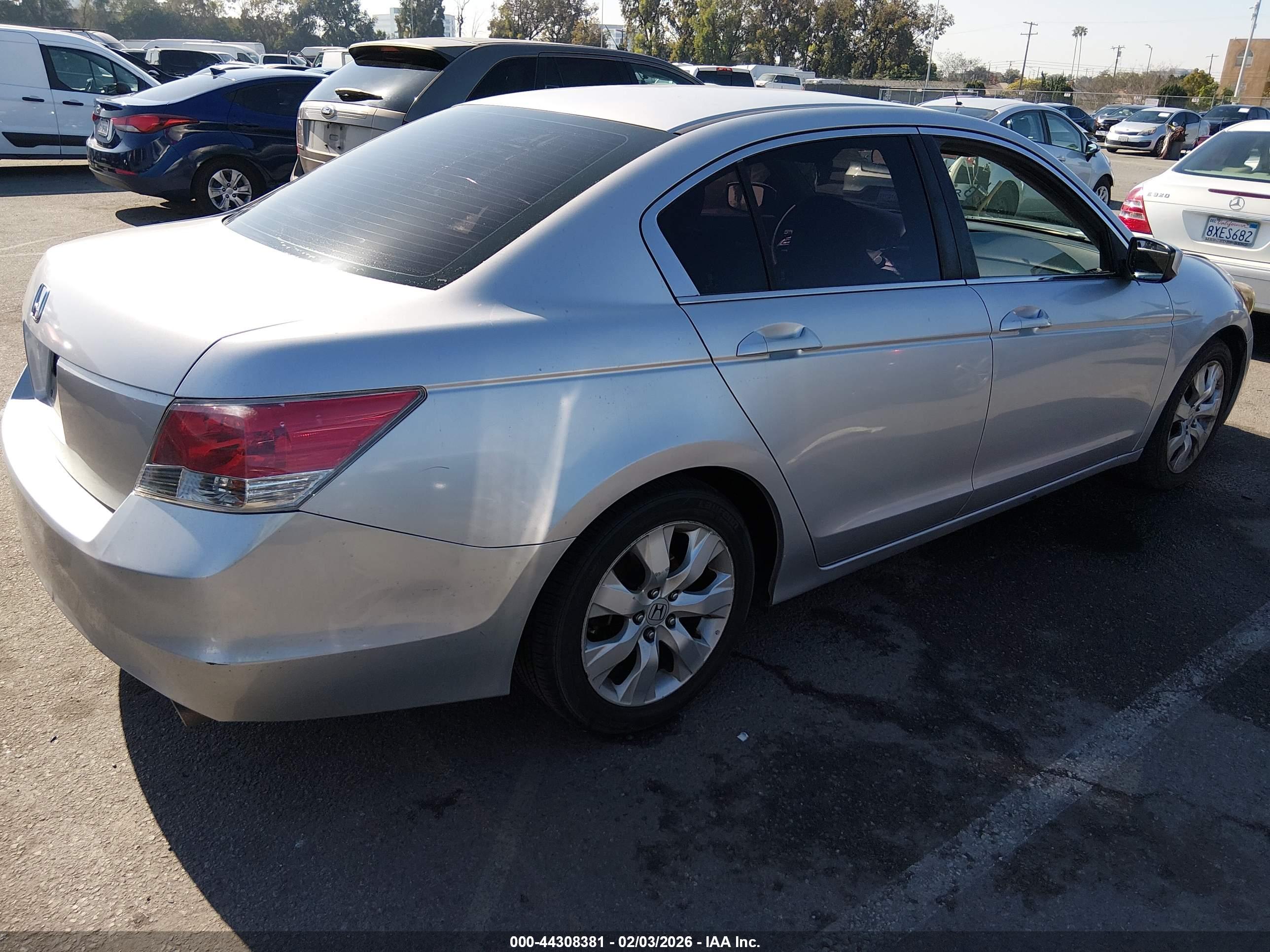 HONDA ACCORD image 4