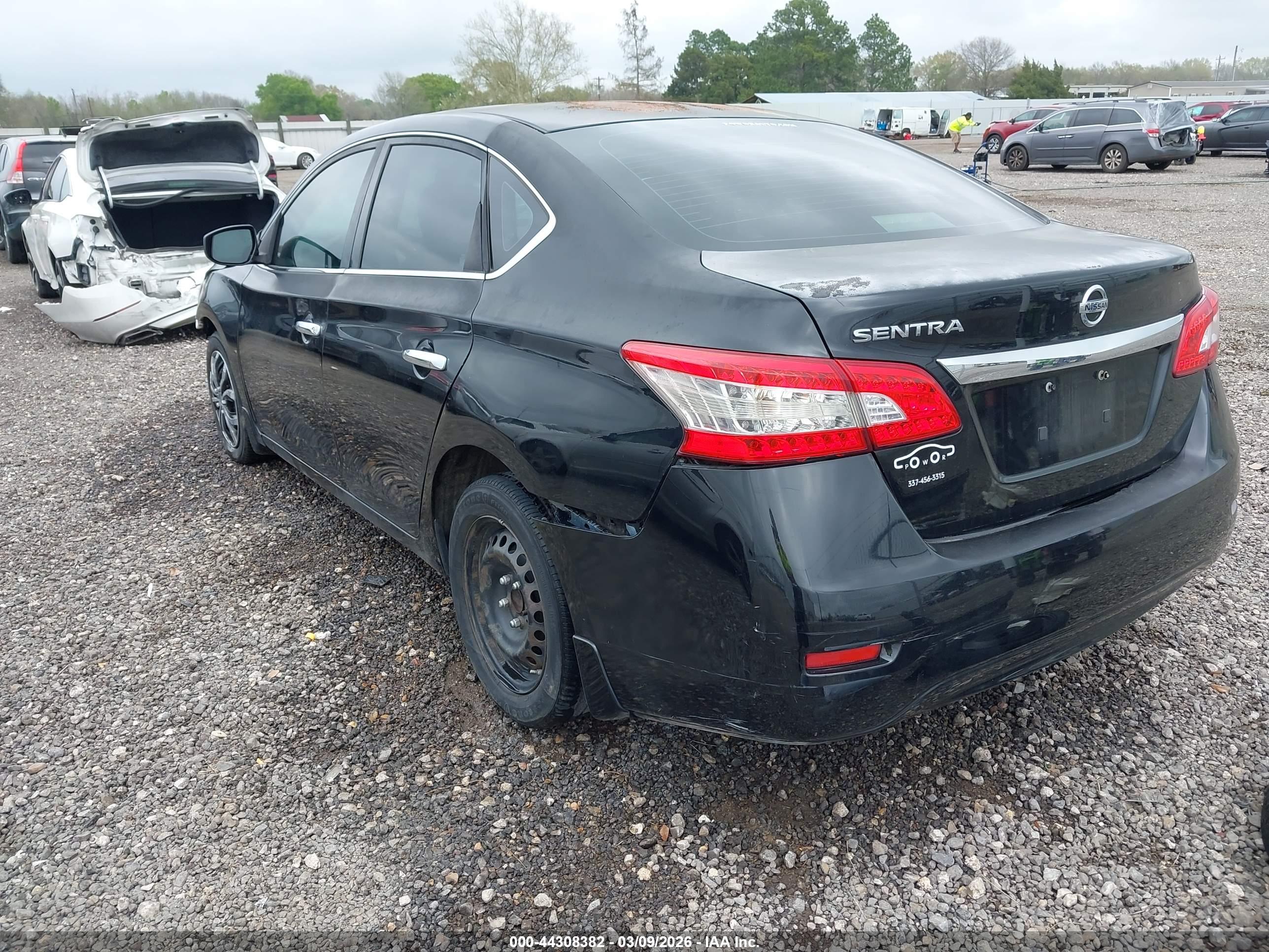 NISSAN SENTRA image 3