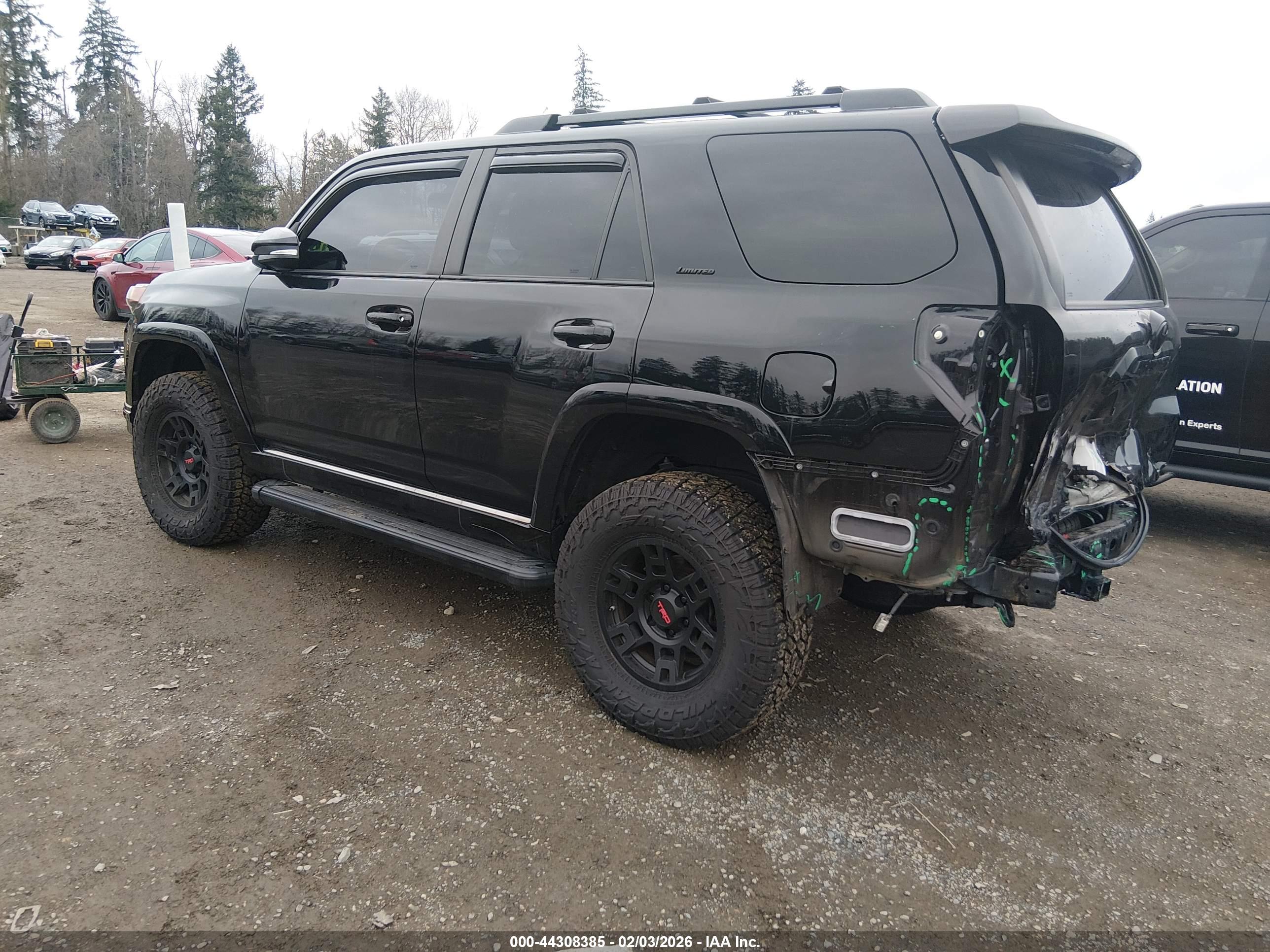 TOYOTA 4RUNNER image 3