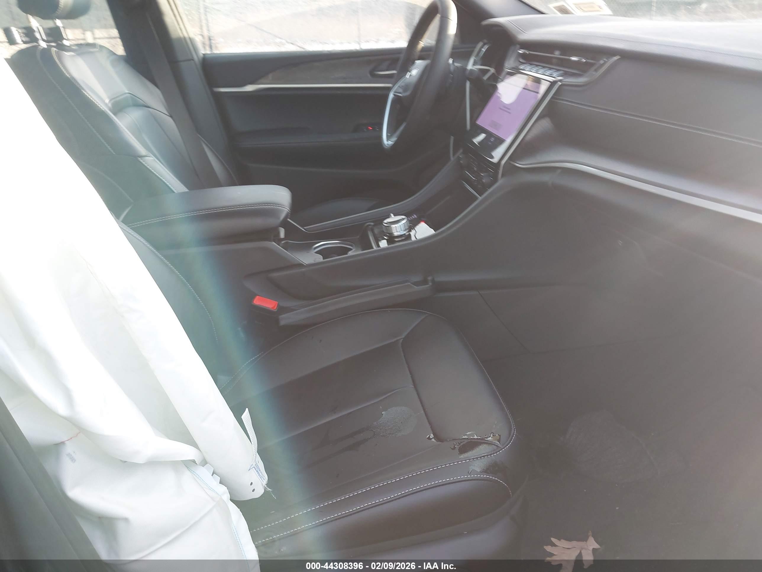 JEEP GRAND image 5
