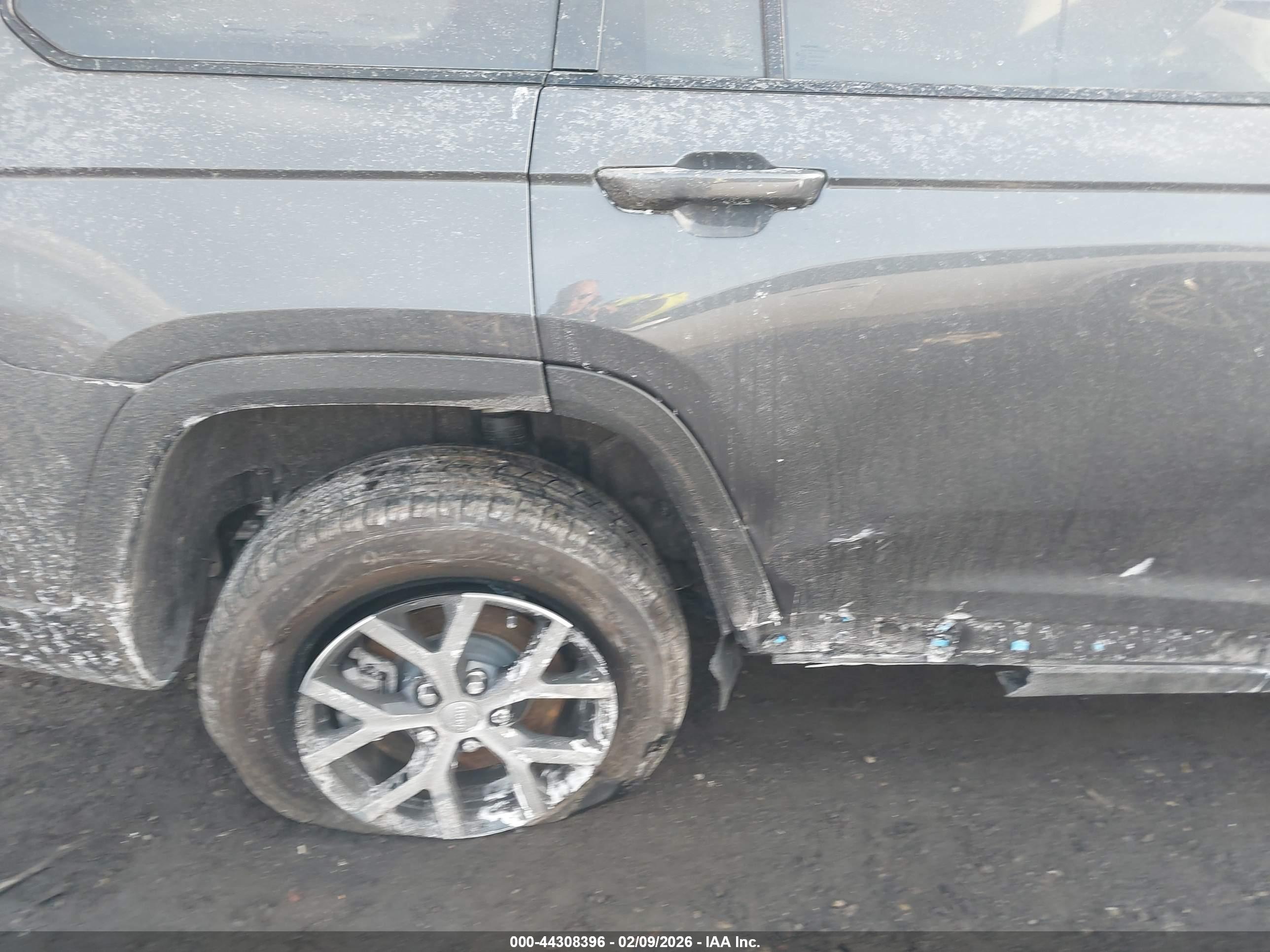 JEEP GRAND image 6