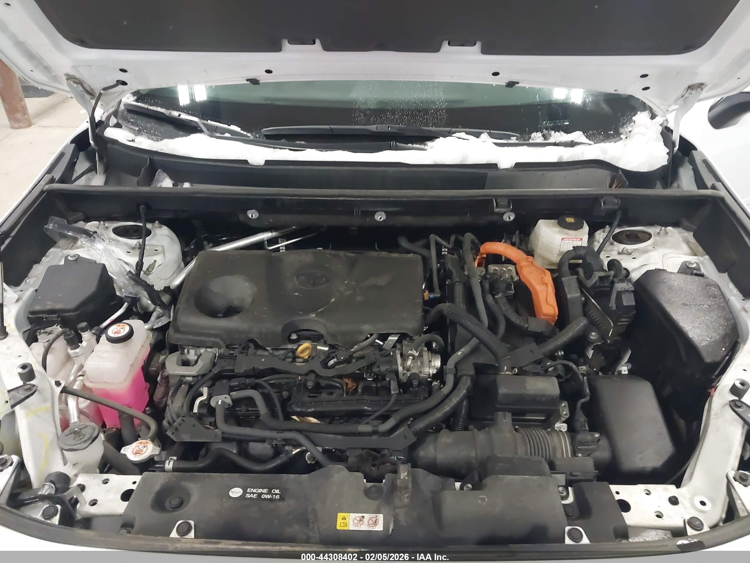 TOYOTA RAV4 image 10