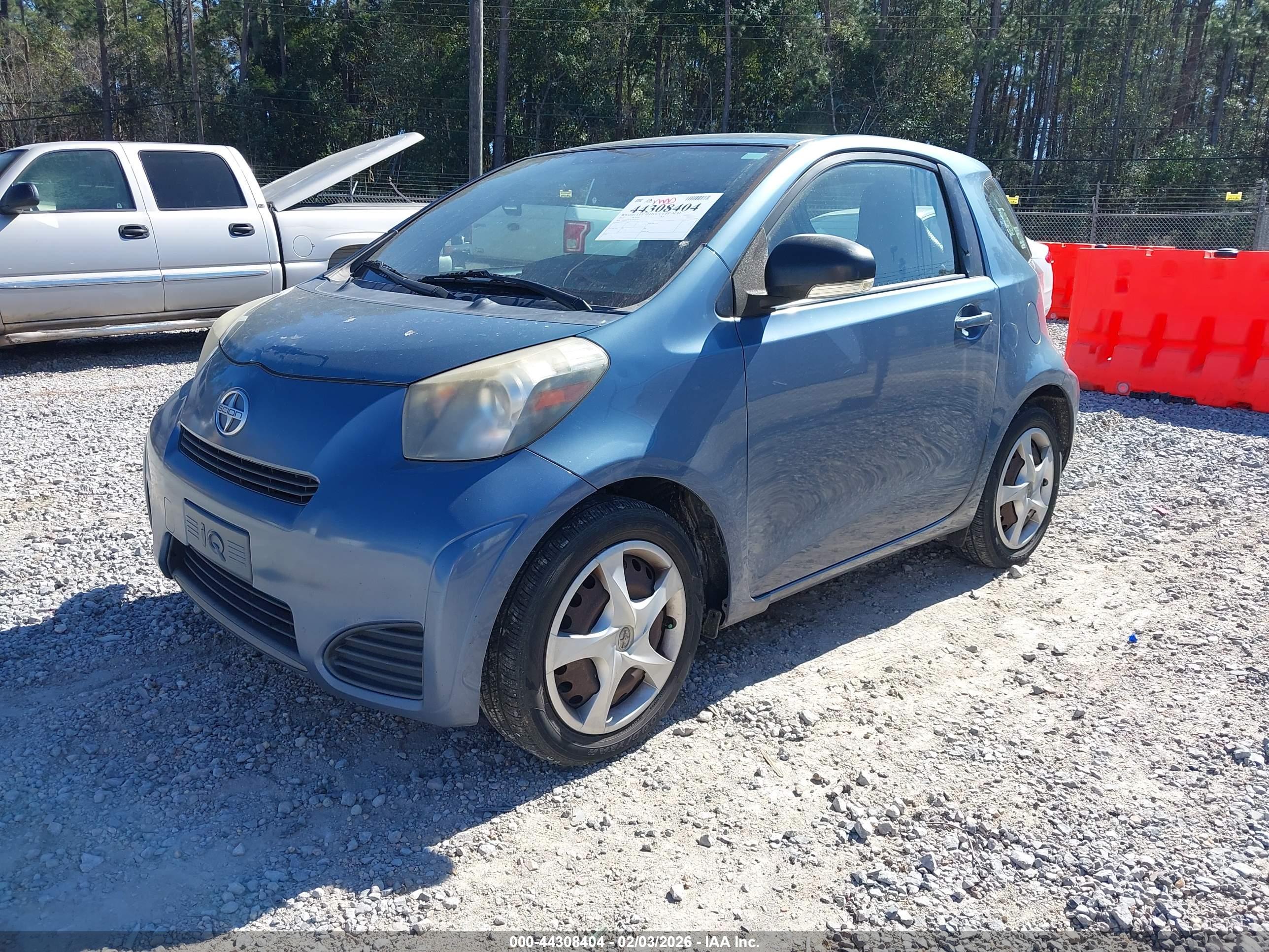 SCION IQ image 2