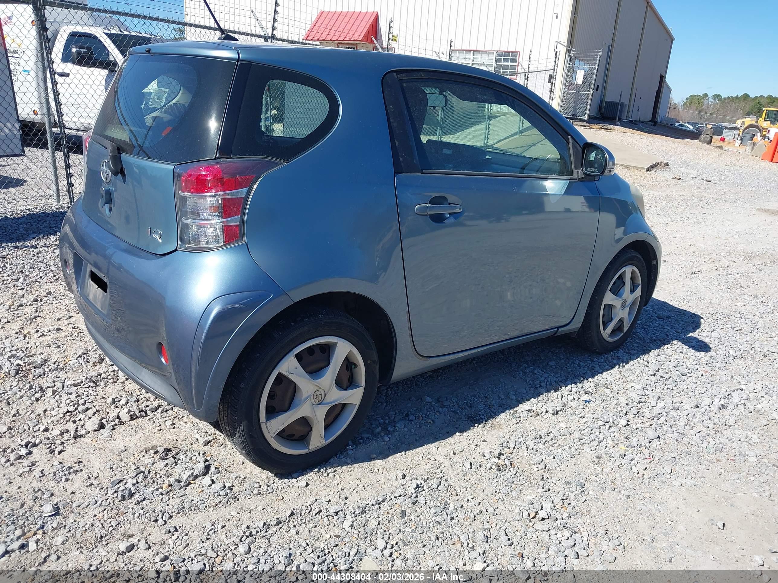 SCION IQ image 4