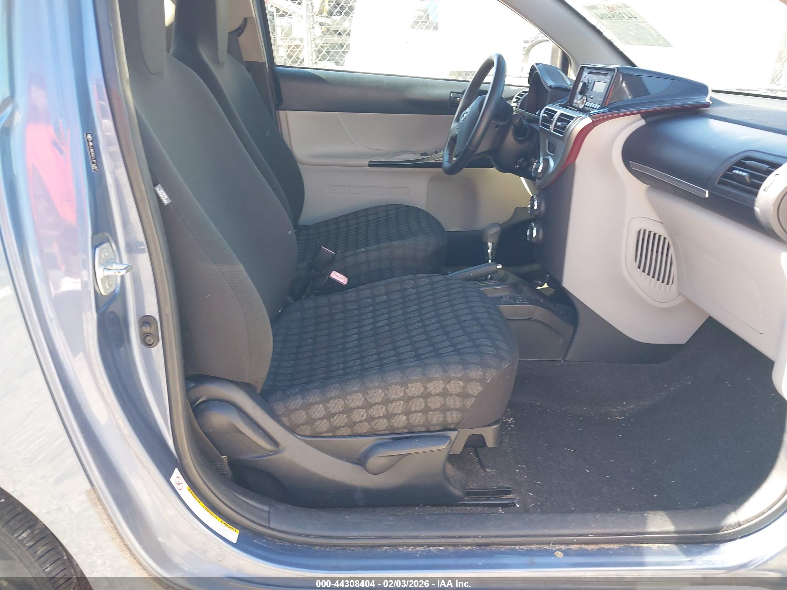 SCION IQ image 5