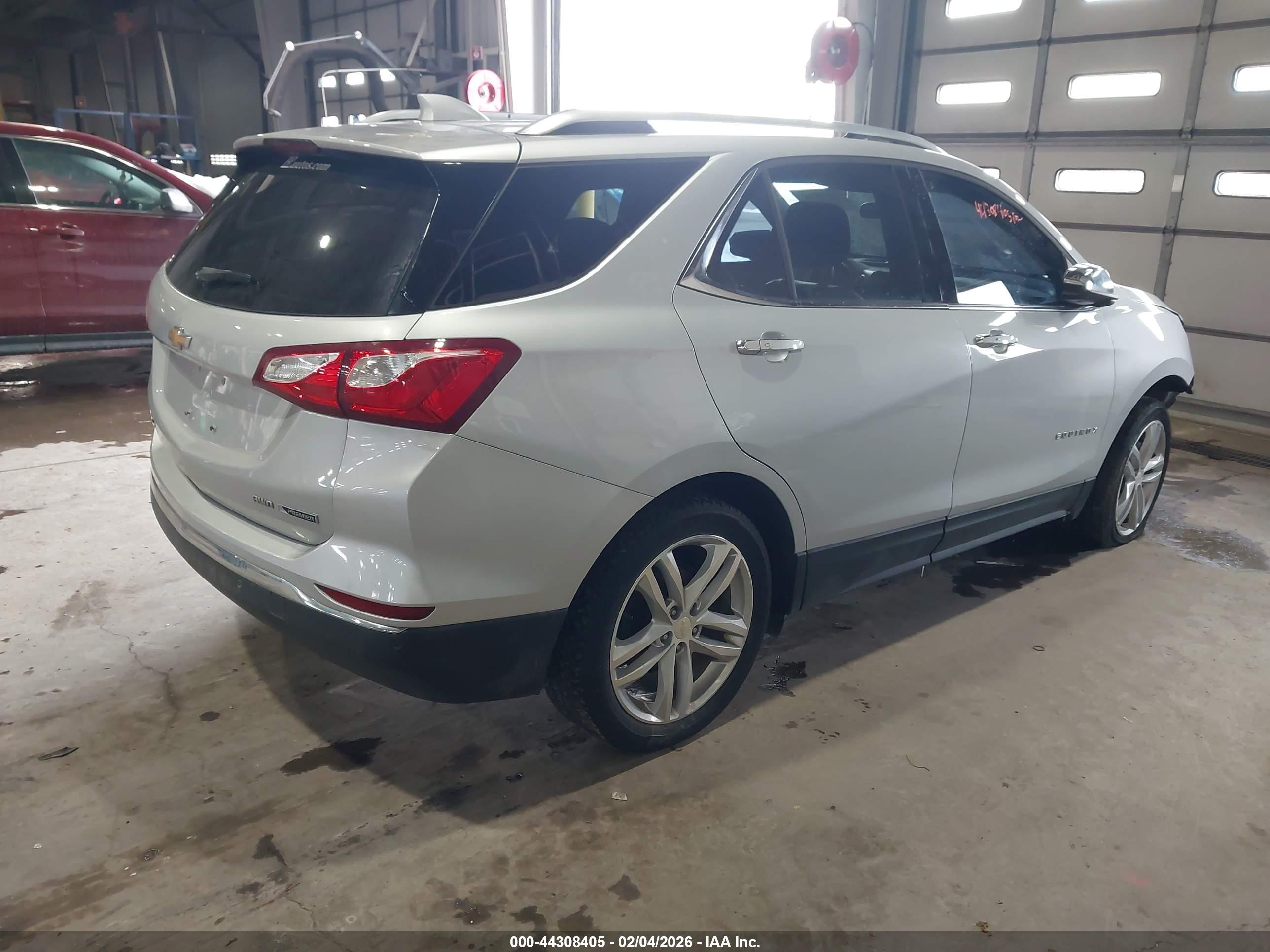 CHEVROLET EQUINOX image 4