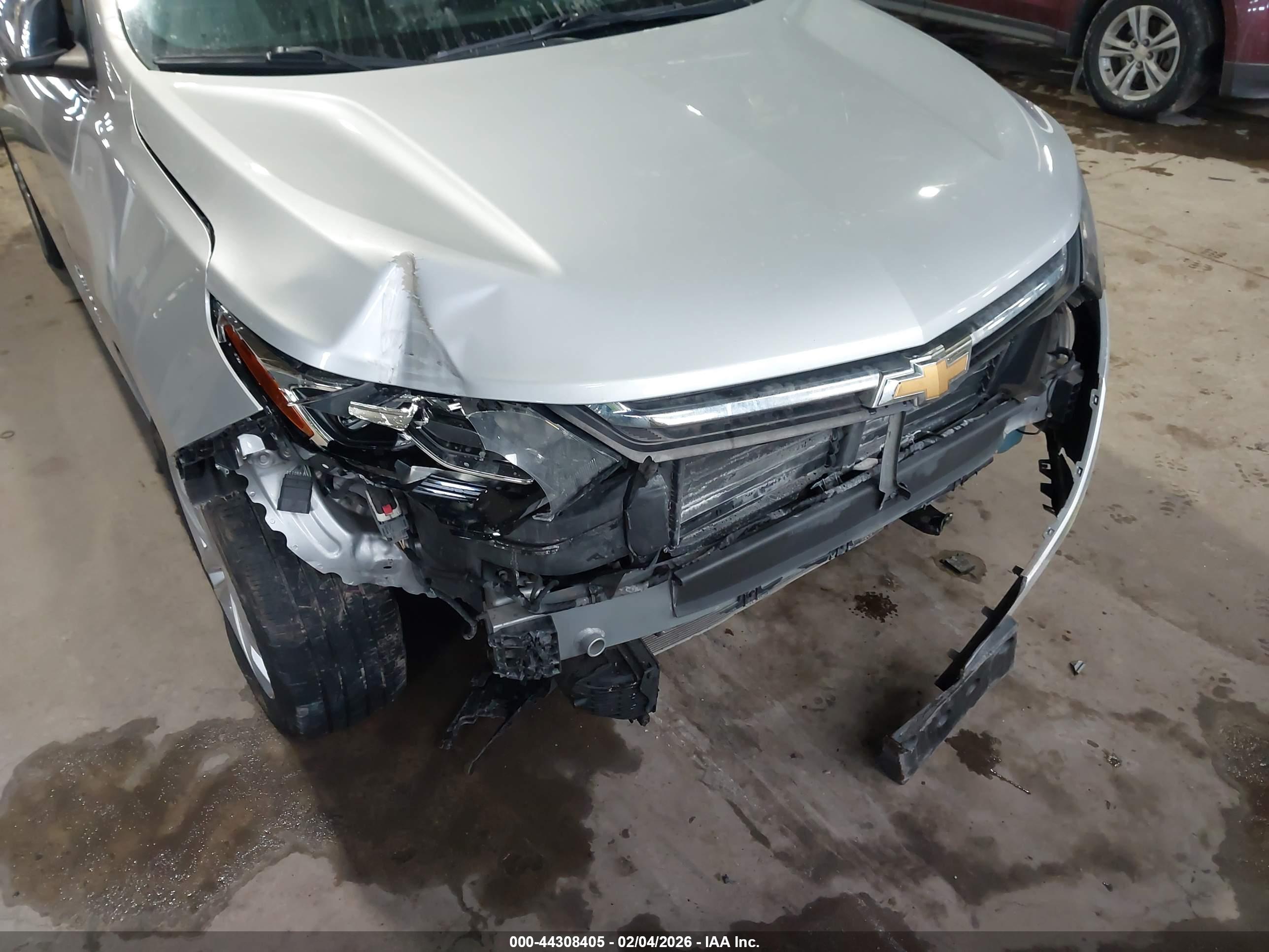 CHEVROLET EQUINOX image 6